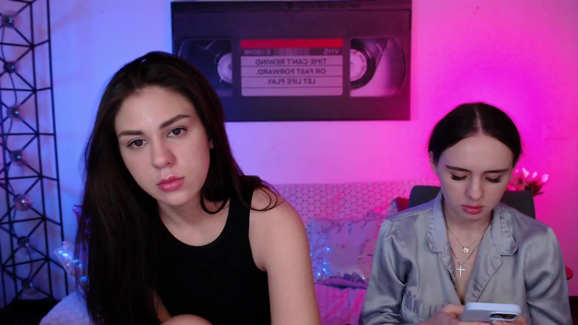 Gallery image thumbnail from Lady_Luck0's myfreecams stream on, 04/27/2026, 24:03 image 4 of 20