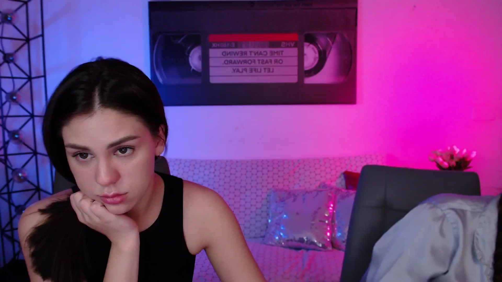 Gallery image thumbnail from Lady_Luck0's myfreecams stream on, 04/27/2026, 24:03 image 16 of 20