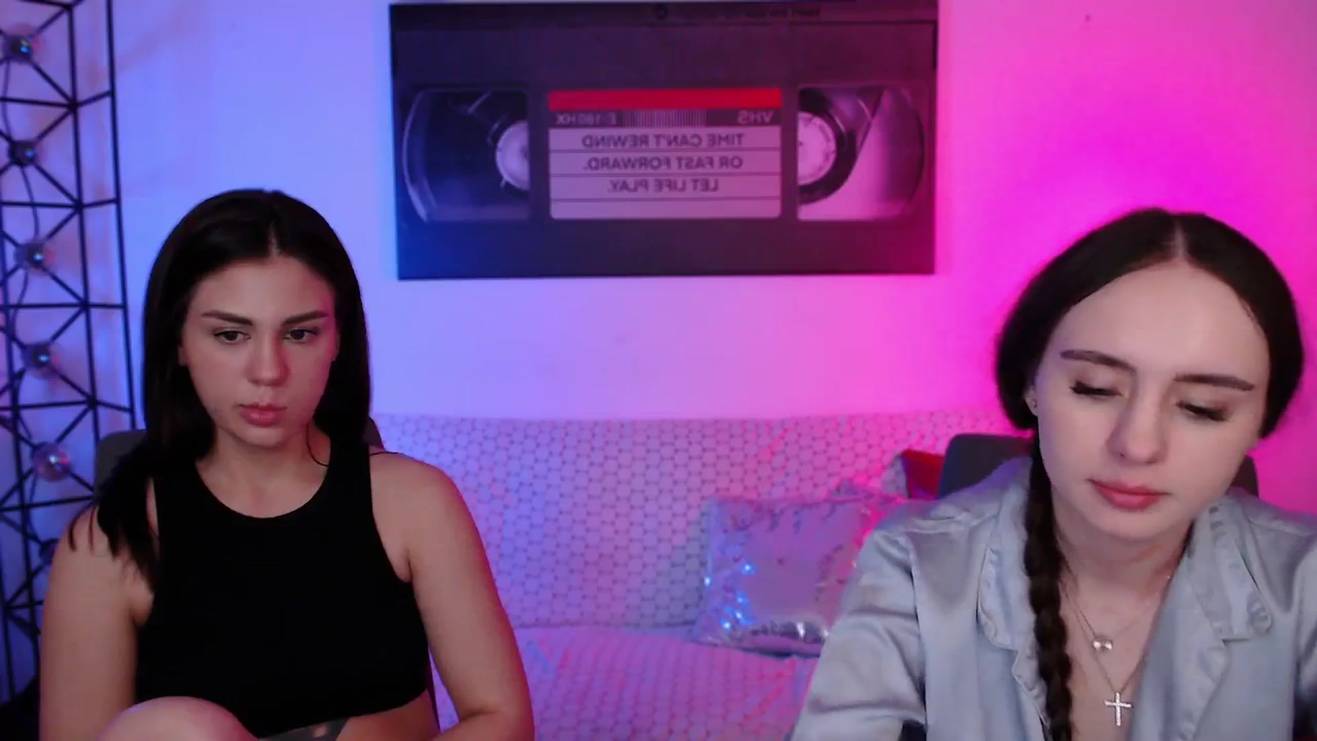 Gallery image thumbnail from Lady_Luck0's myfreecams stream on, 04/27/2026, 24:03 image 18 of 20