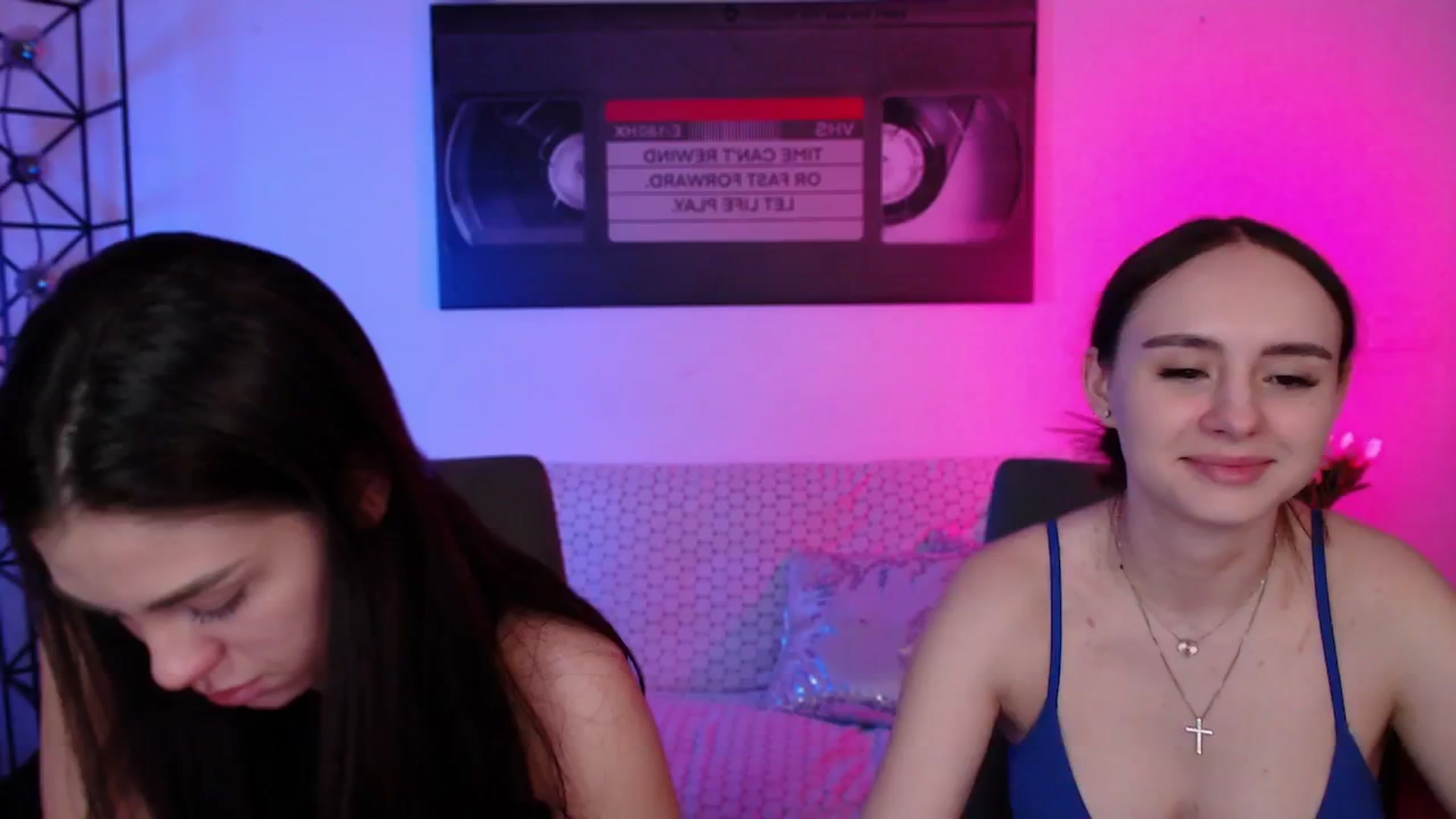 Gallery image thumbnail from Lady_Luck0's myfreecams stream on, 04/27/2026, 02:16 image 15 of 20