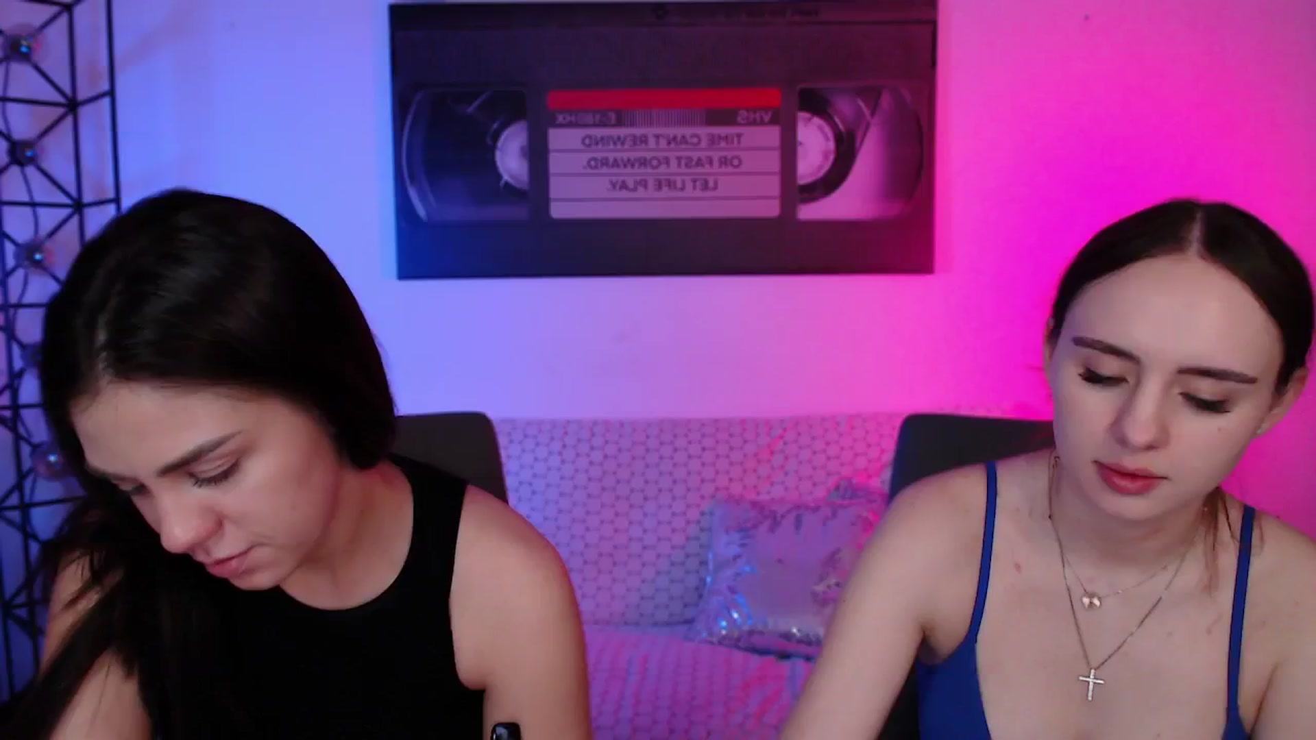 Gallery image thumbnail from Lady_Luck0's myfreecams stream on, 04/27/2026, 02:16 image 16 of 20