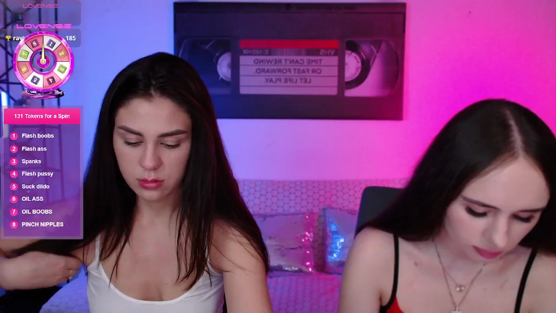 Gallery image thumbnail from Lady_Luck0's myfreecams stream on, 04/28/2026, 20:48 image 17 of 20