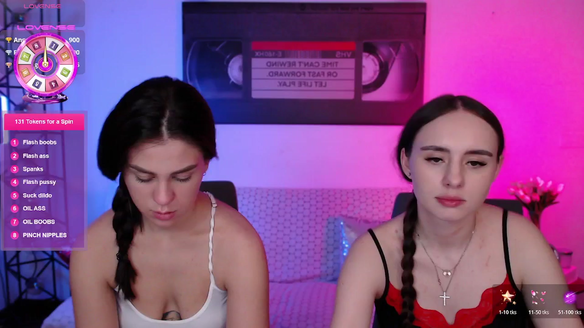 Gallery image thumbnail from Lady_Luck0's myfreecams stream on, 04/29/2026, 03:00 image 16 of 20