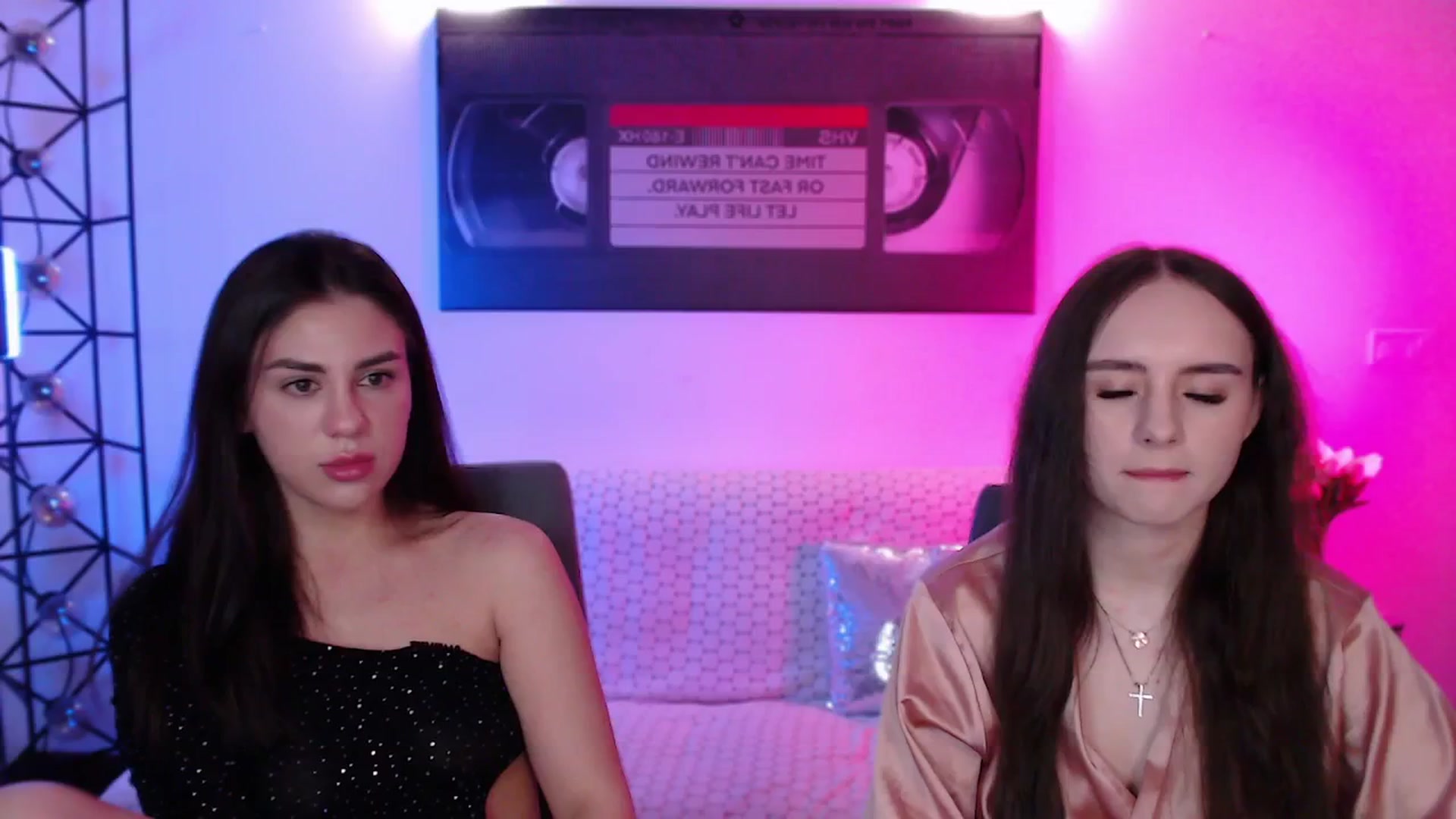 Gallery image thumbnail from Lady_Luck0's myfreecams stream on, 04/30/2026, 21:16 image 18 of 20