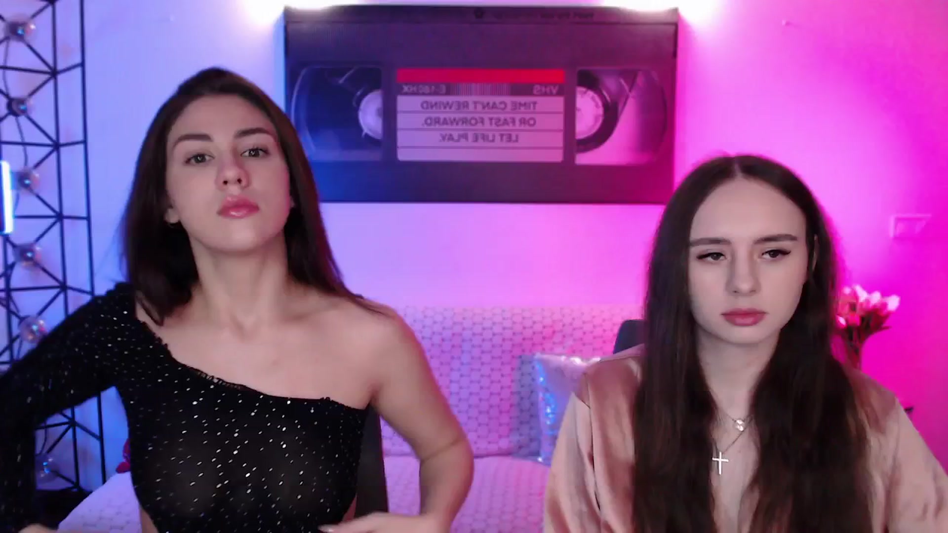 Gallery image thumbnail from Lady_Luck0's myfreecams stream on, 04/30/2026, 21:16 image 1 of 20