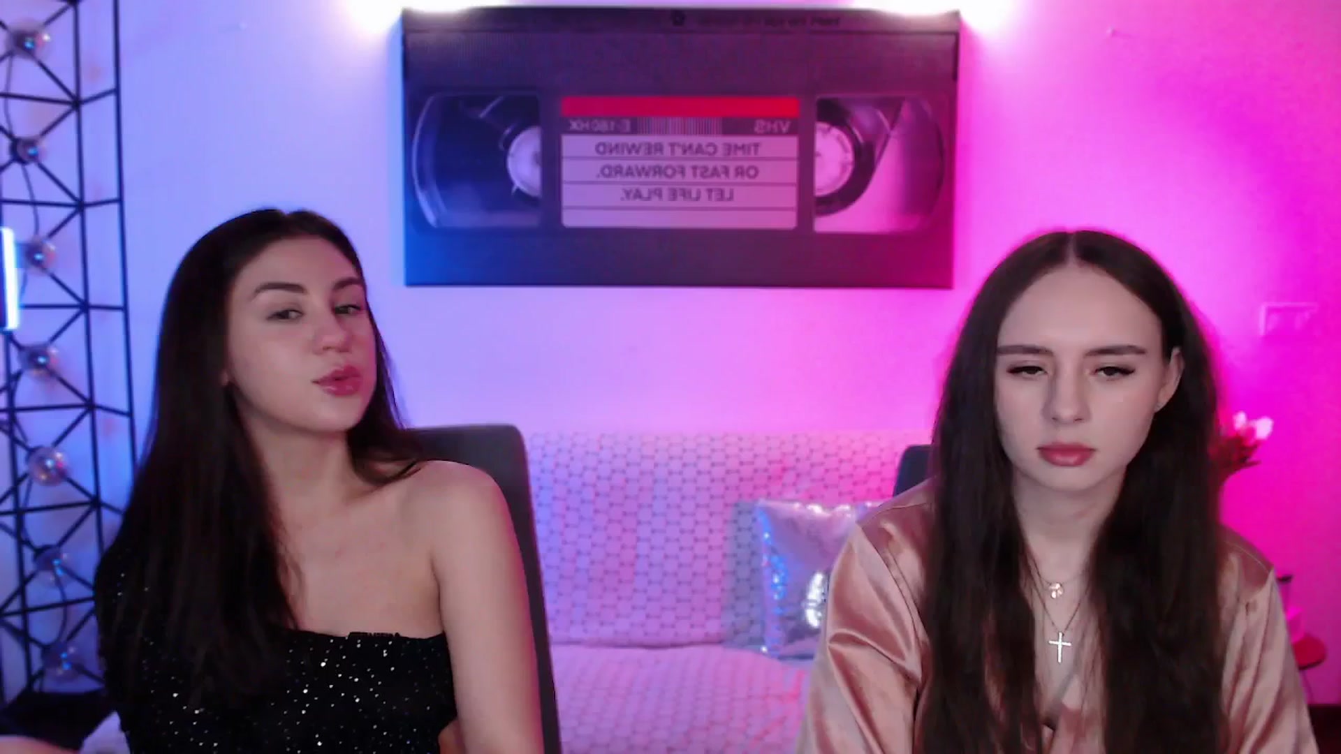 Gallery image thumbnail from Lady_Luck0's myfreecams stream on, 04/30/2026, 21:16 image 16 of 20