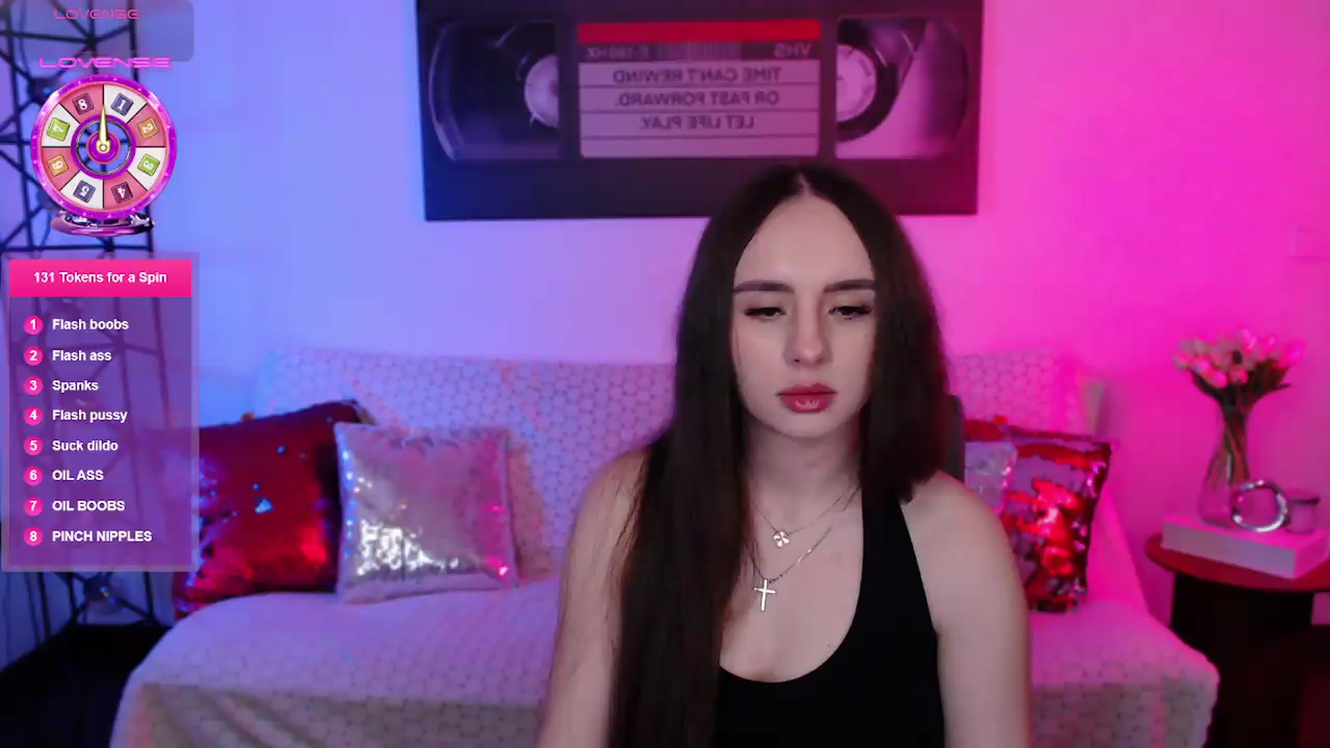 Gallery image thumbnail from Lady_Luck0's myfreecams stream on, 05/07/2026, 24:26 image 17 of 20