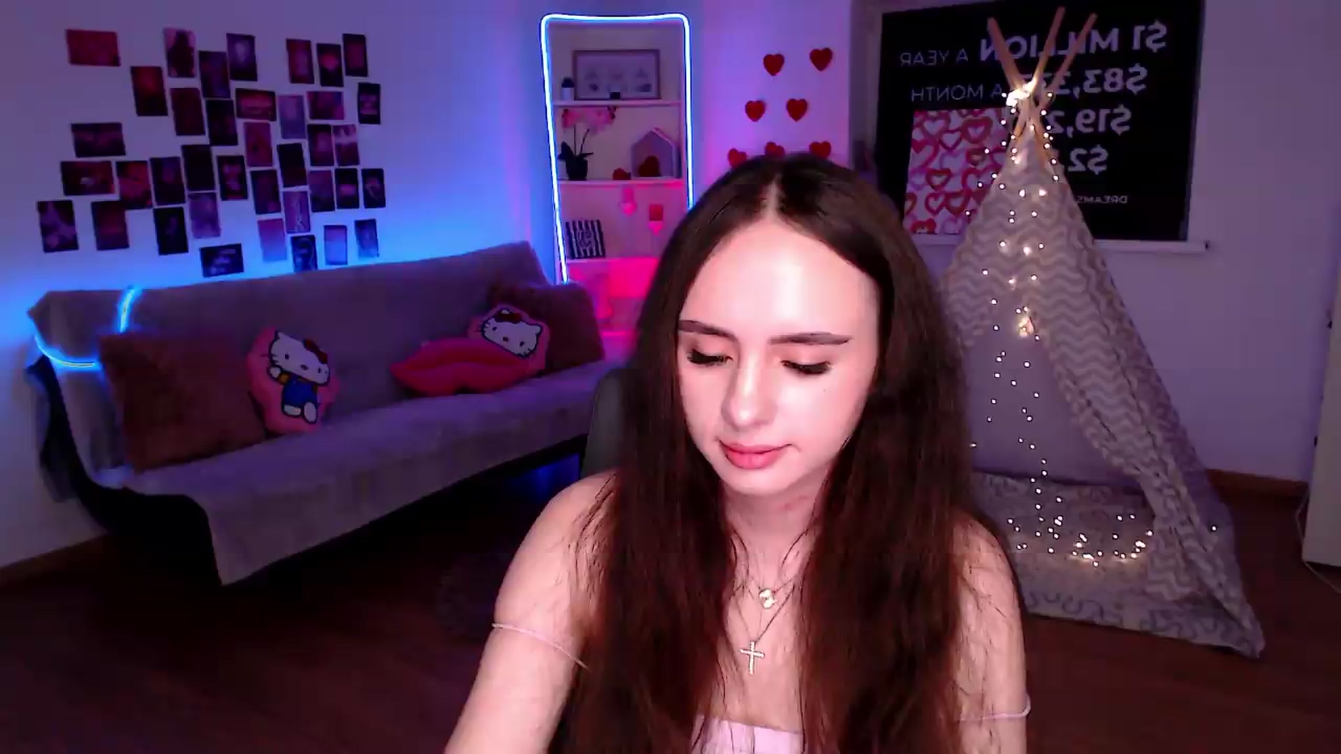 Gallery image thumbnail from Lady_Luck0's myfreecams stream on, 05/22/2026, 24:00 image 2 of 20