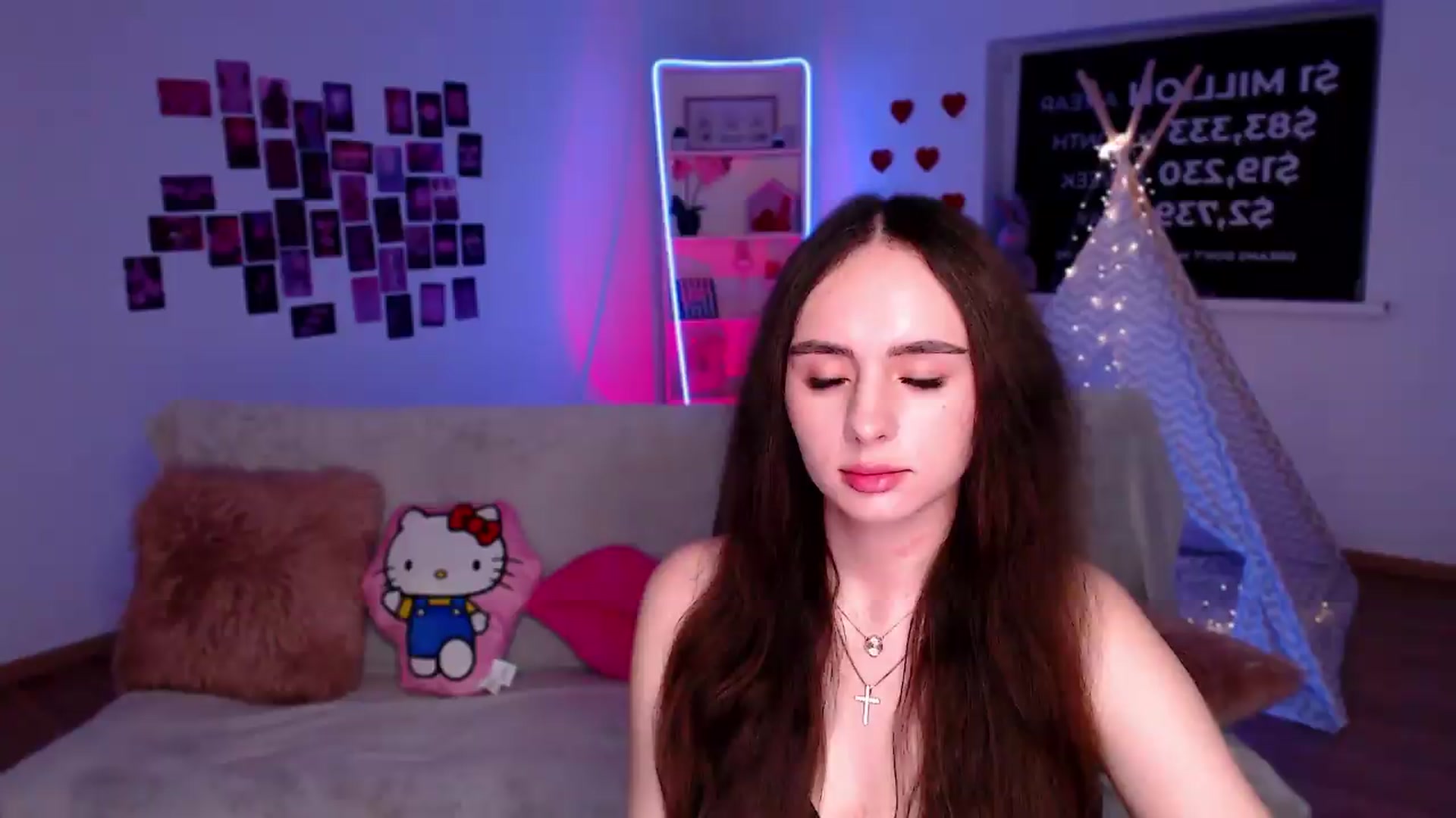 Gallery image thumbnail from Lady_Luck0's myfreecams stream on, 05/22/2026, 22:57 image 17 of 20