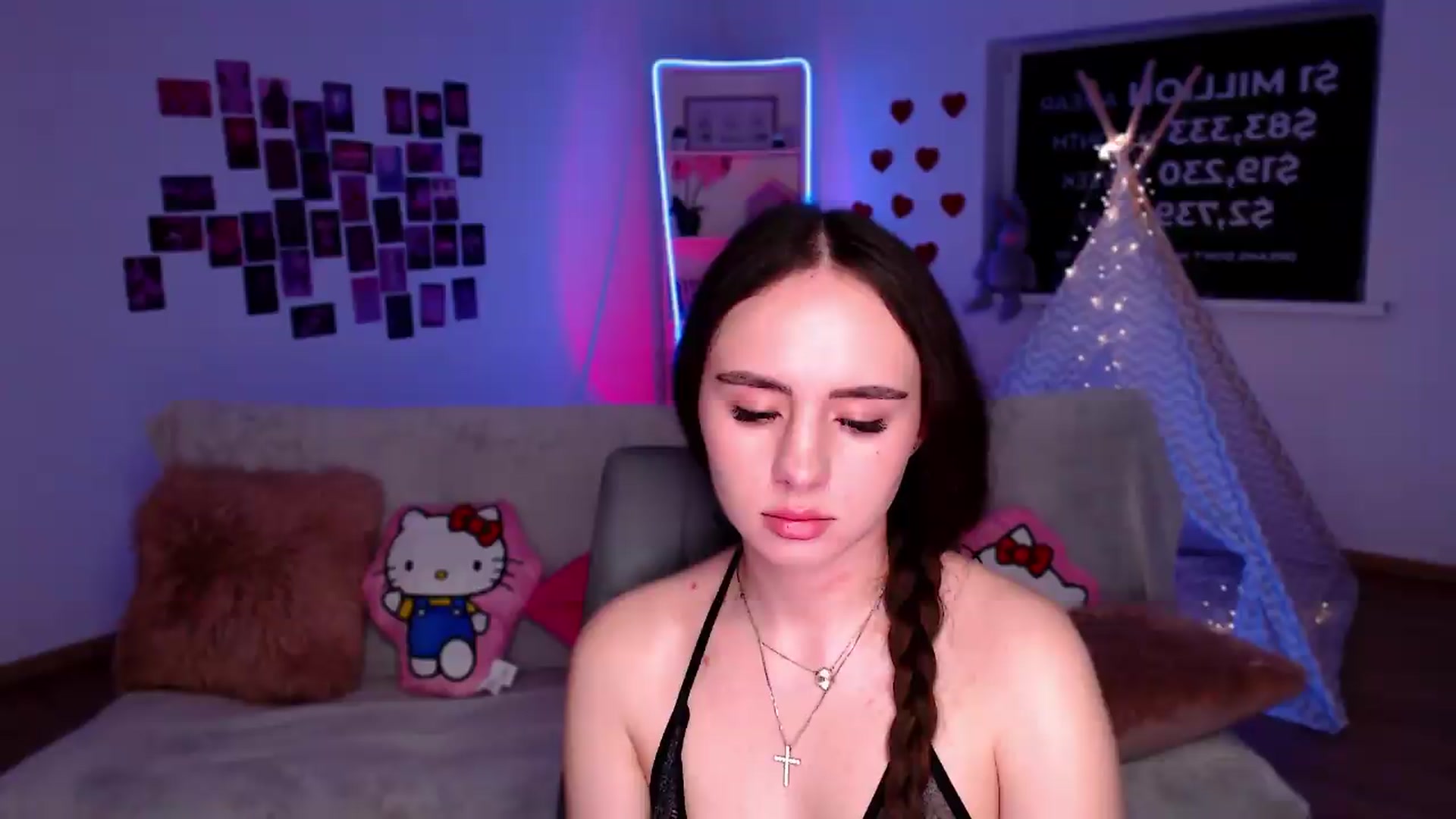 Gallery image thumbnail from Lady_Luck0's myfreecams stream on, 05/23/2026, 24:14 image 8 of 20