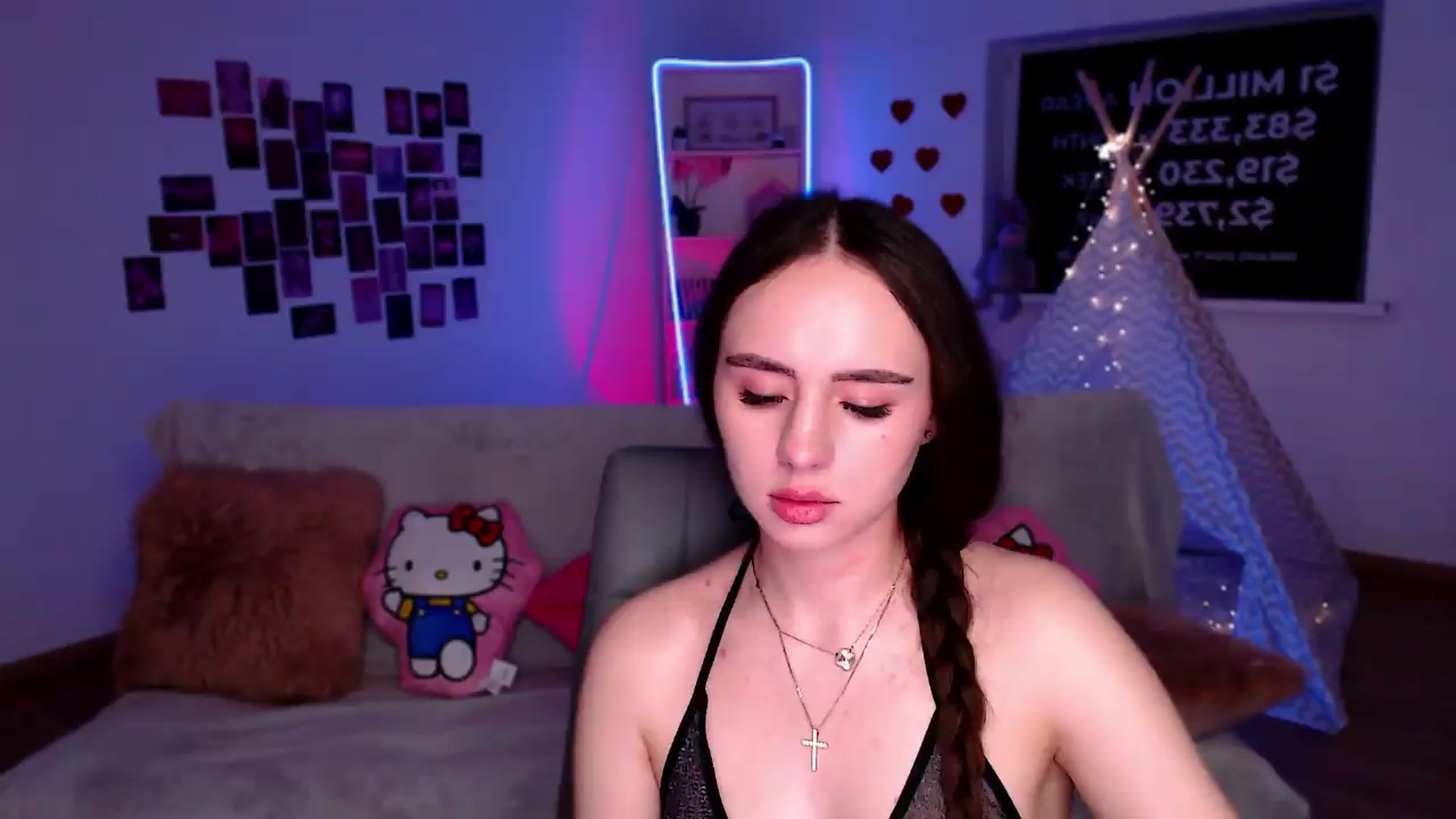 Gallery image thumbnail from Lady_Luck0's myfreecams stream on, 05/23/2026, 24:14 image 2 of 20