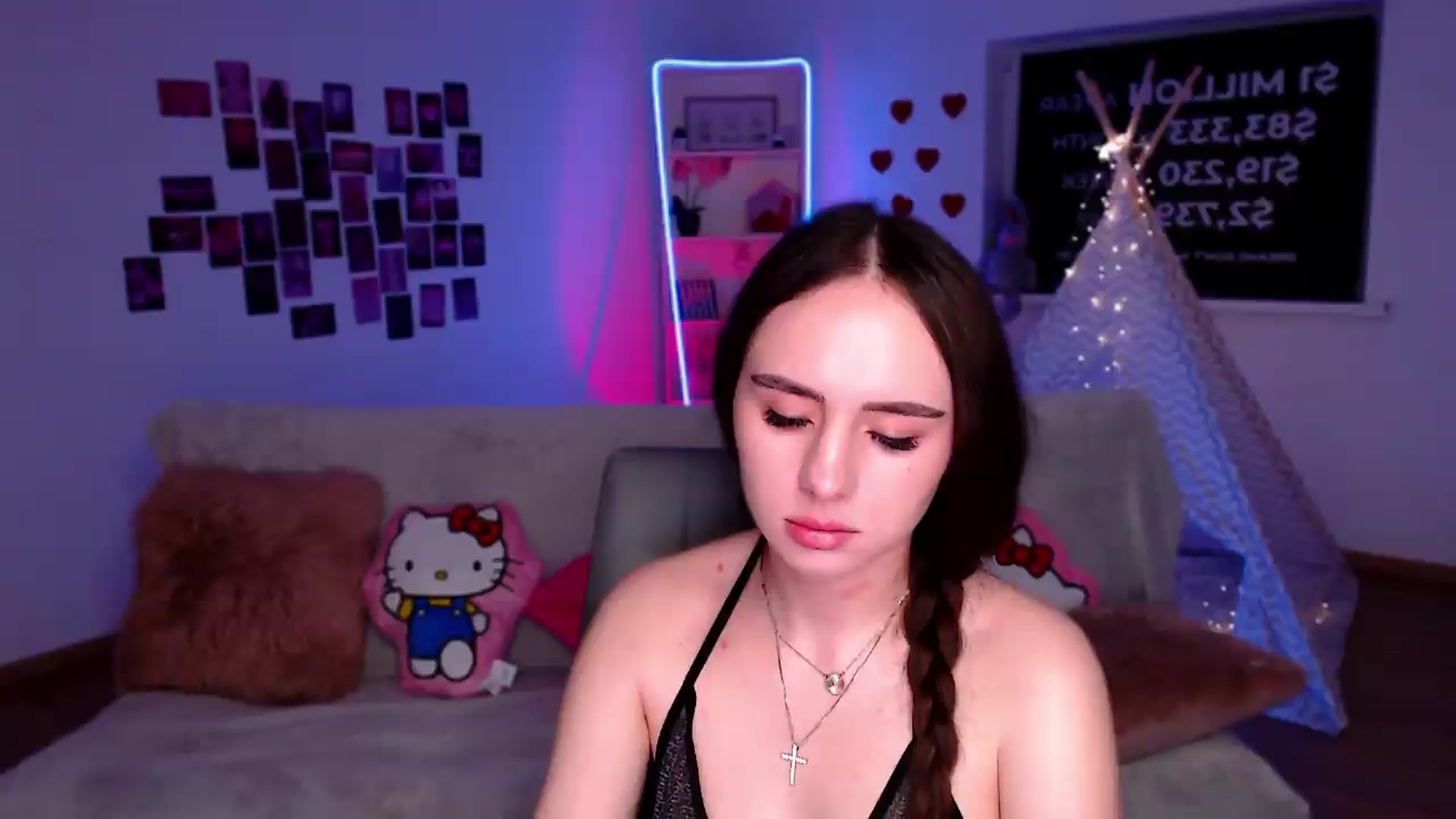 Gallery image thumbnail from Lady_Luck0's myfreecams stream on, 05/23/2026, 24:14 image 14 of 20