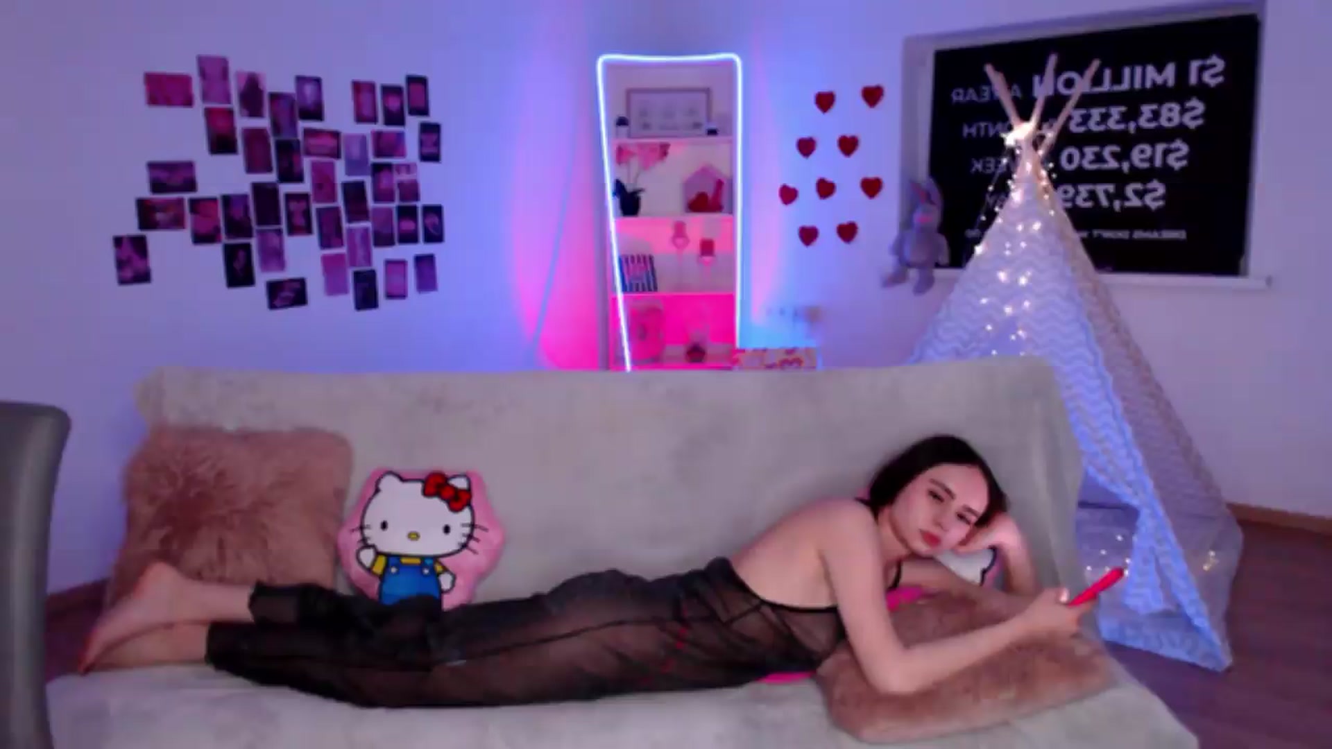 Gallery image thumbnail from Lady_Luck0's myfreecams stream on, 05/23/2026, 24:54 image 8 of 20