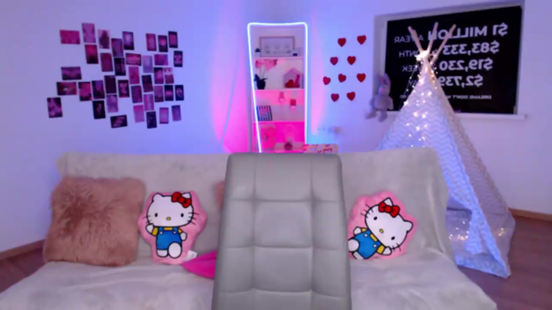 Gallery image thumbnail from Lady_Luck0's myfreecams stream on, 05/23/2026, 24:54 image 3 of 20