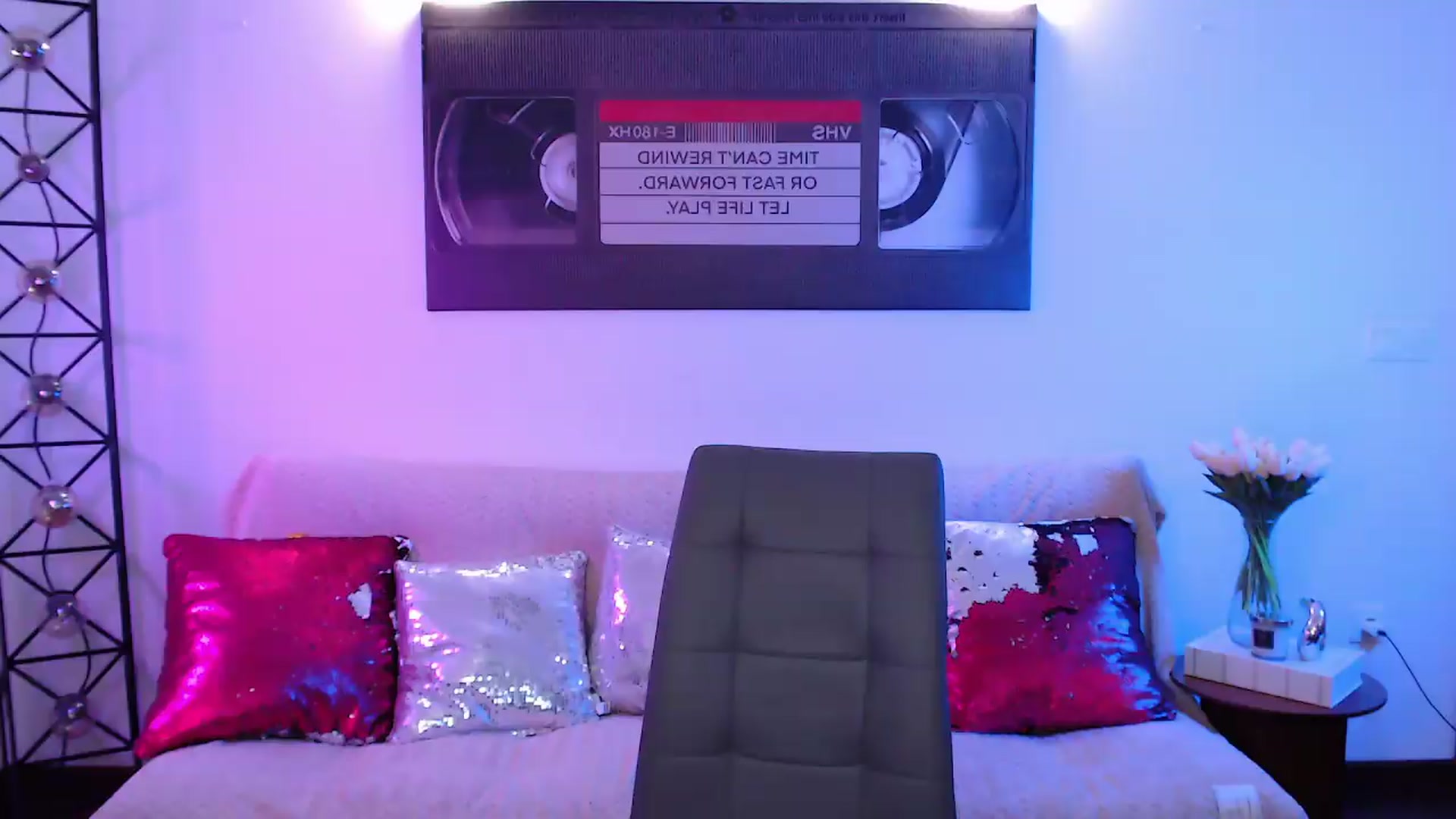 Gallery image thumbnail from Lady_Luck0's myfreecams stream on, 06/04/2026, 01:45 image 13 of 20