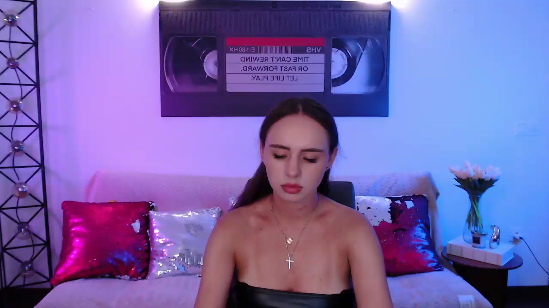 Gallery image thumbnail from Lady_Luck0's myfreecams stream on, 06/04/2026, 01:45 image 1 of 20