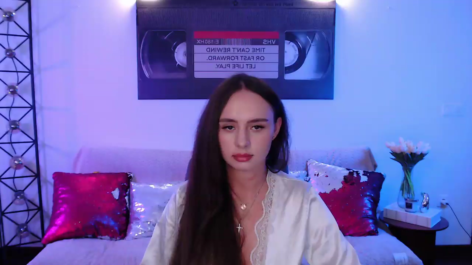 Gallery image thumbnail from Lady_Luck0's myfreecams stream on, 06/05/2026, 24:20 image 15 of 20