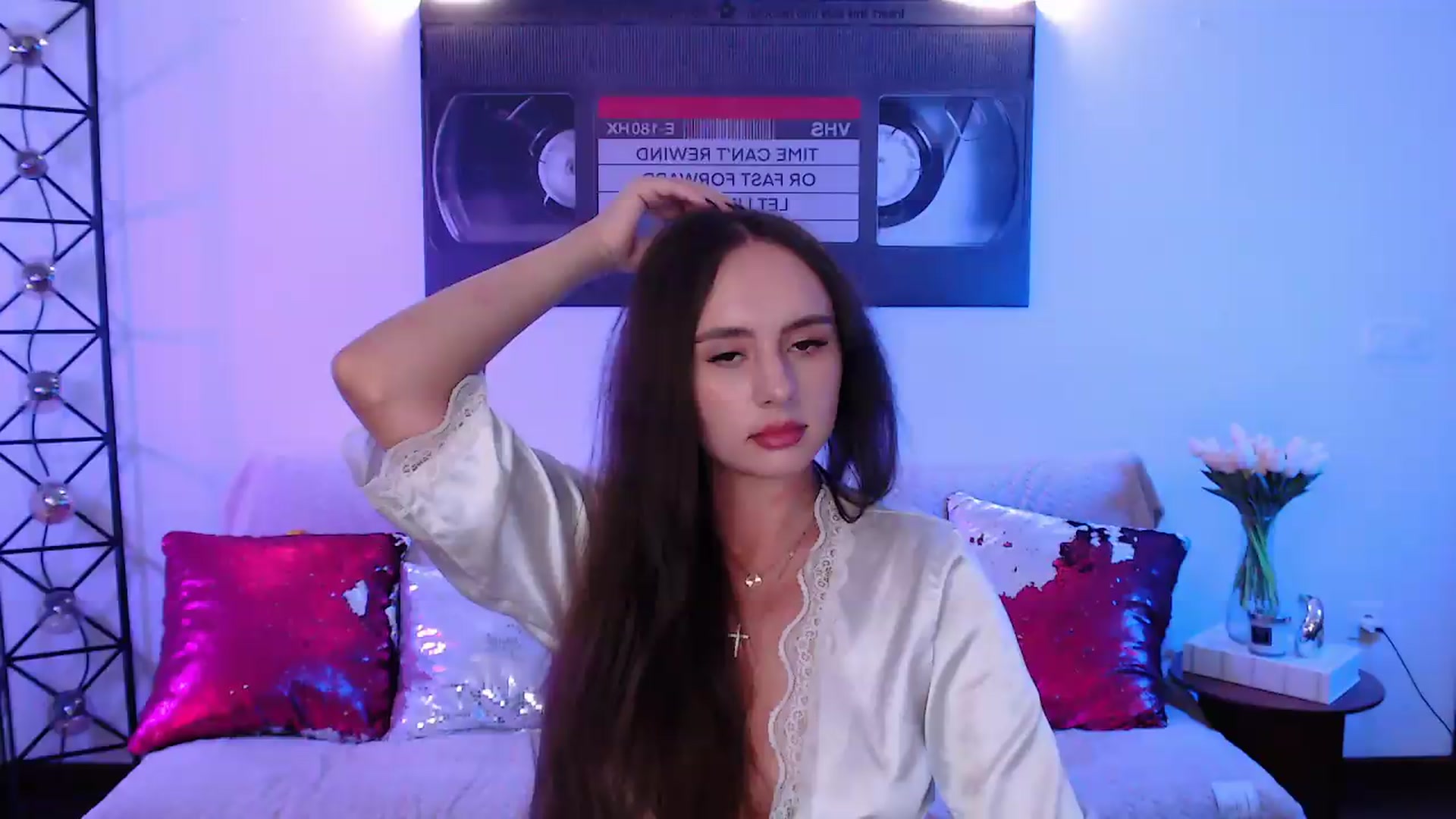 Gallery image thumbnail from Lady_Luck0's myfreecams stream on, 06/05/2026, 24:20 image 17 of 20