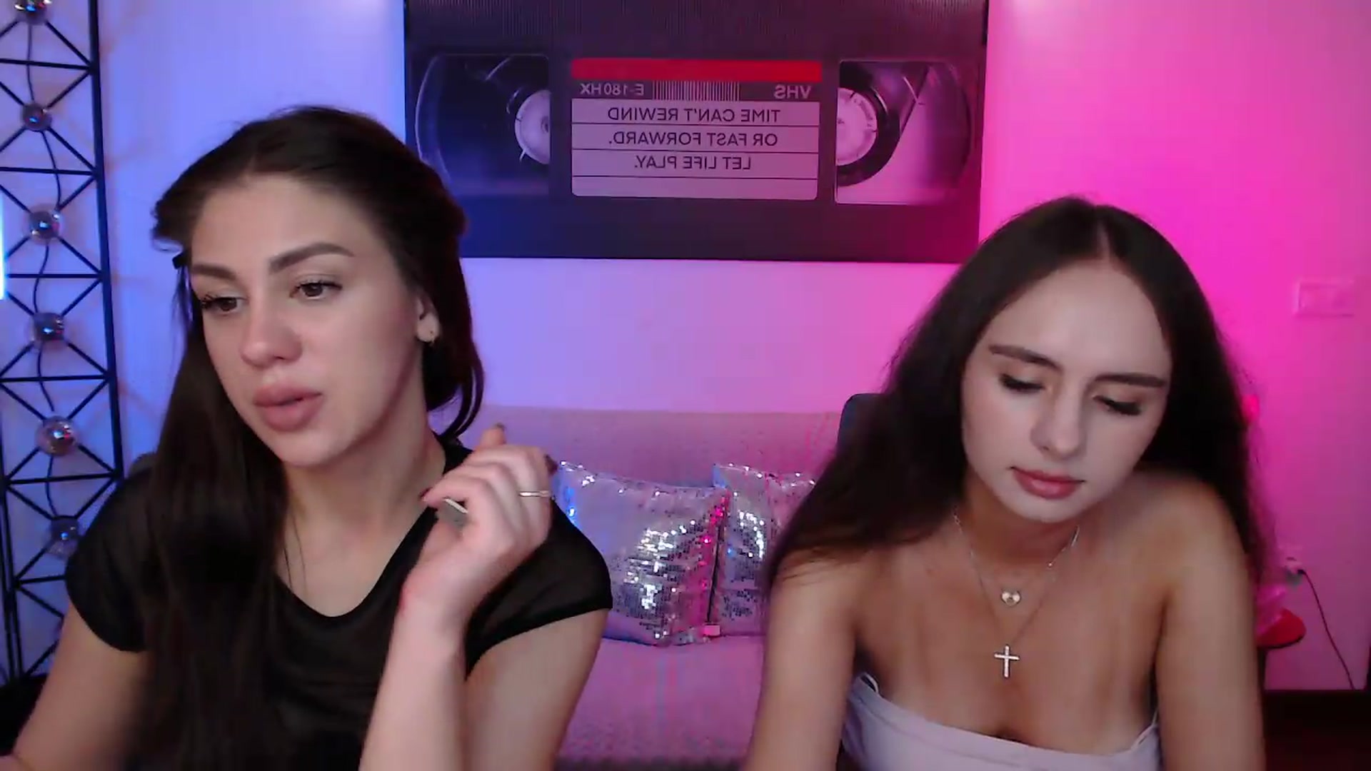 Gallery image thumbnail from Lady_Luck0's myfreecams stream on, 06/06/2026, 24:25 image 9 of 20