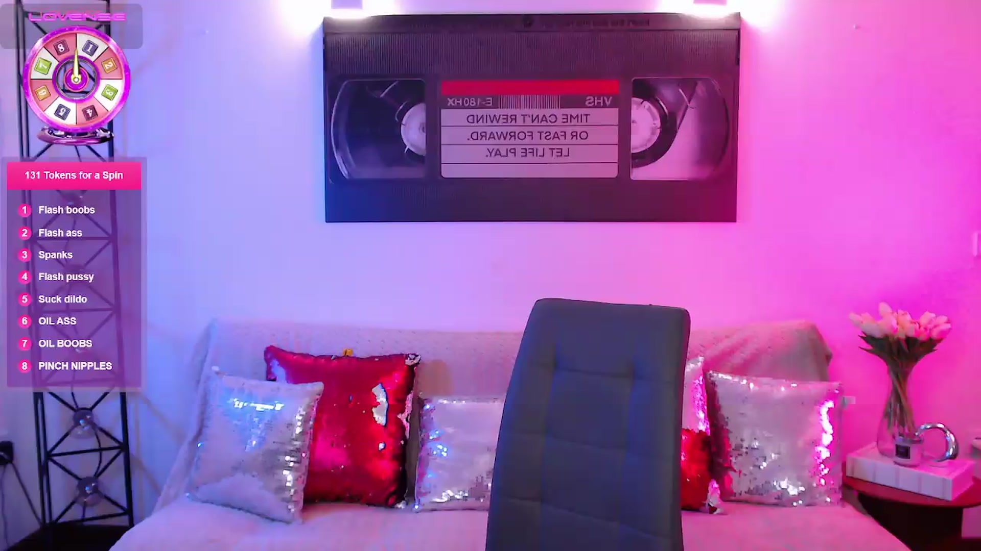 Gallery image thumbnail from Lady_Luck0's myfreecams stream on, 06/08/2026, 24:35 image 8 of 20