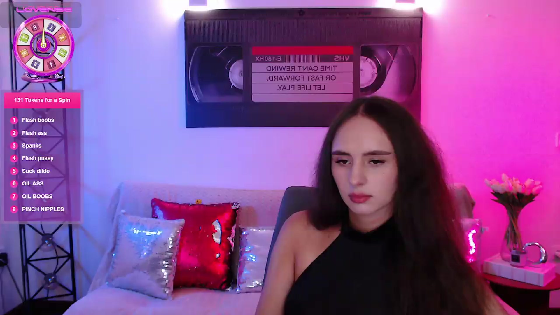 Gallery image thumbnail from Lady_Luck0's myfreecams stream on, 06/08/2026, 24:35 image 6 of 20