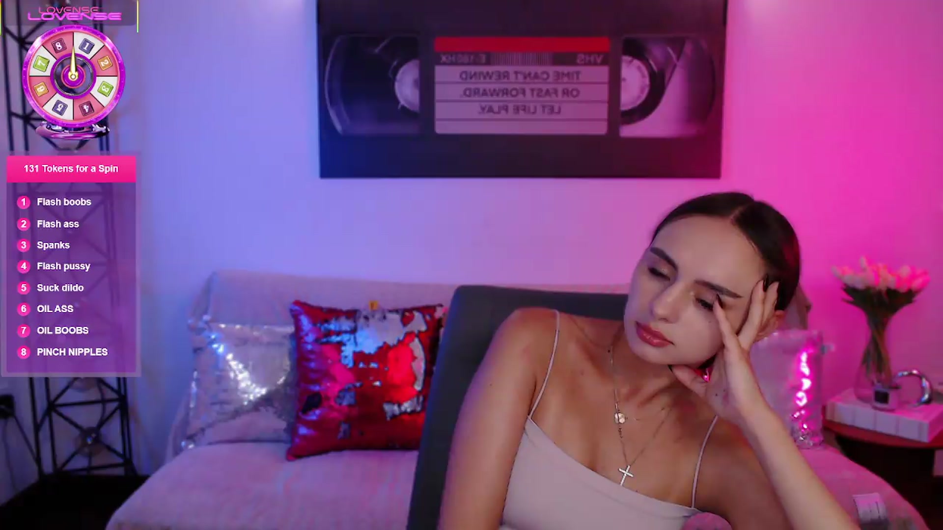 Gallery image thumbnail from Lady_Luck0's myfreecams stream on, 06/12/2026, 02:11 image 18 of 20