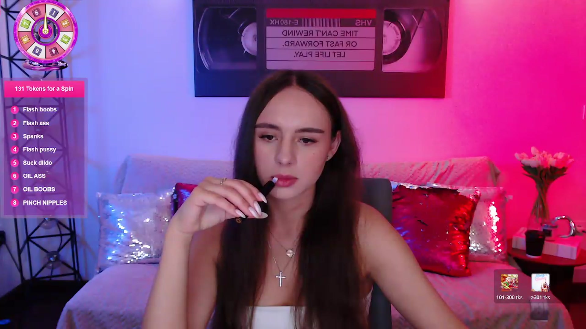 Gallery image thumbnail from Lady_Luck0's myfreecams stream on, 06/18/2026, 22:18 image 13 of 20