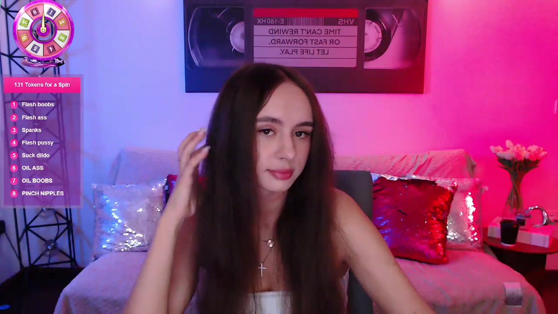Gallery image thumbnail from Lady_Luck0's myfreecams stream on, 06/18/2026, 22:18 image 14 of 20