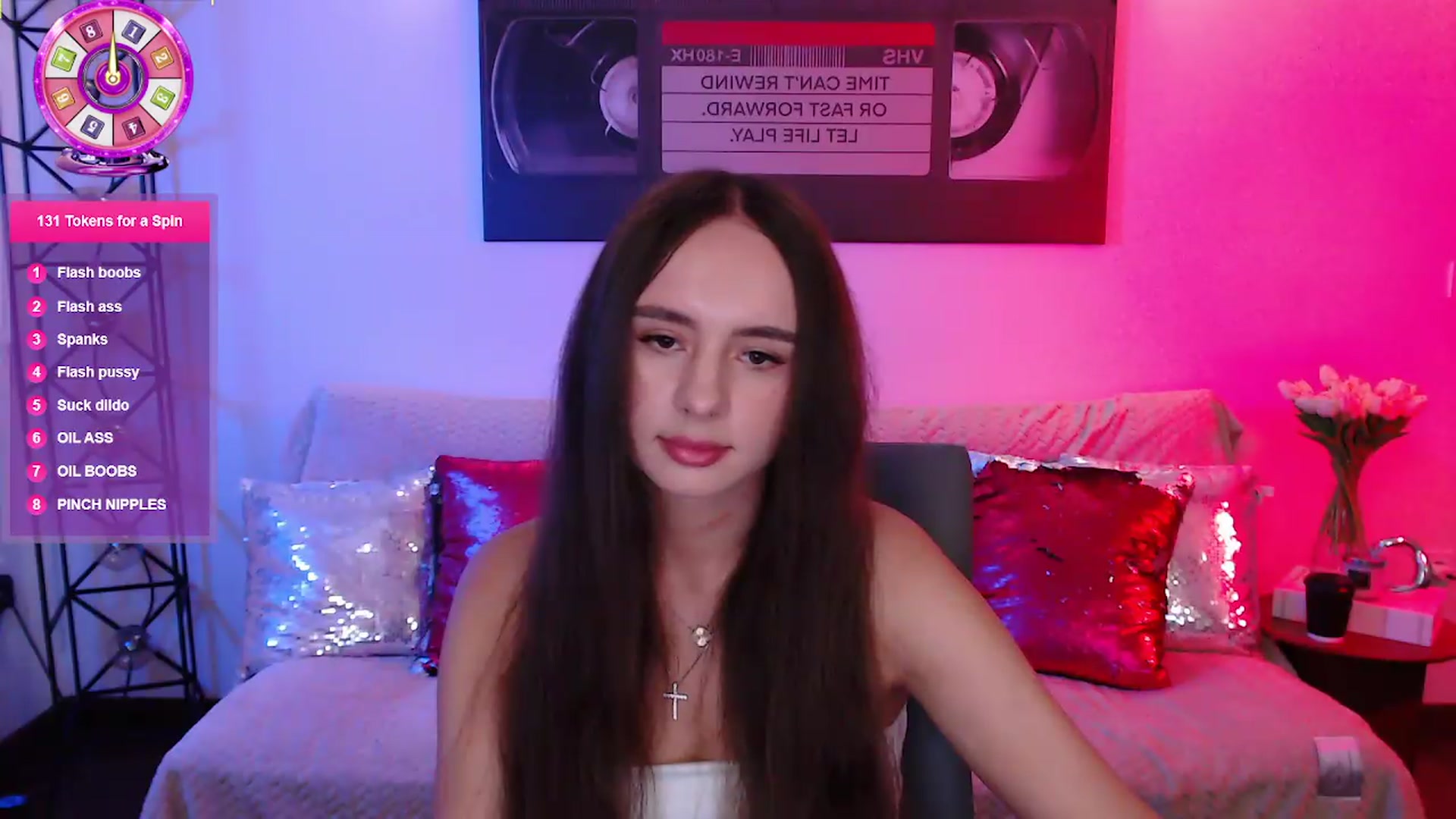 Gallery image thumbnail from Lady_Luck0's myfreecams stream on, 06/18/2026, 22:18 image 15 of 20