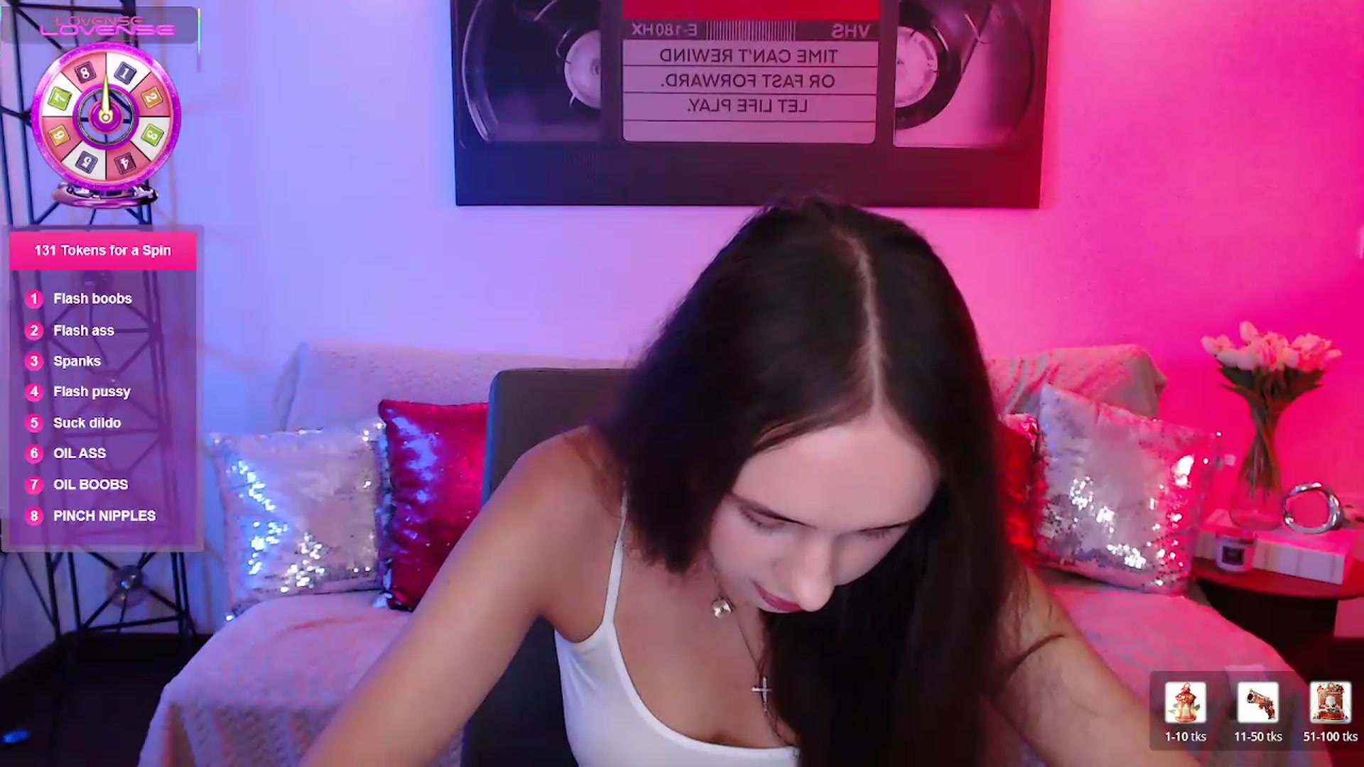Gallery image thumbnail from Lady_Luck0's myfreecams stream on, 06/19/2026, 21:00 image 6 of 20