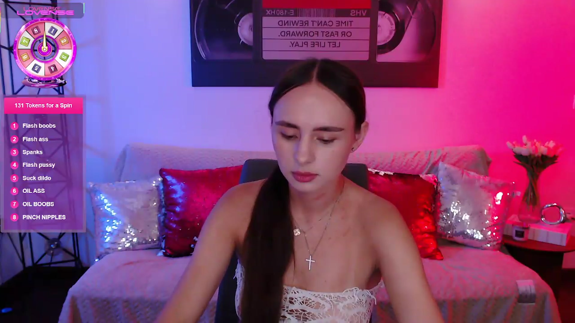 Gallery image thumbnail from Lady_Luck0's myfreecams stream on, 06/19/2026, 22:26 image 6 of 20