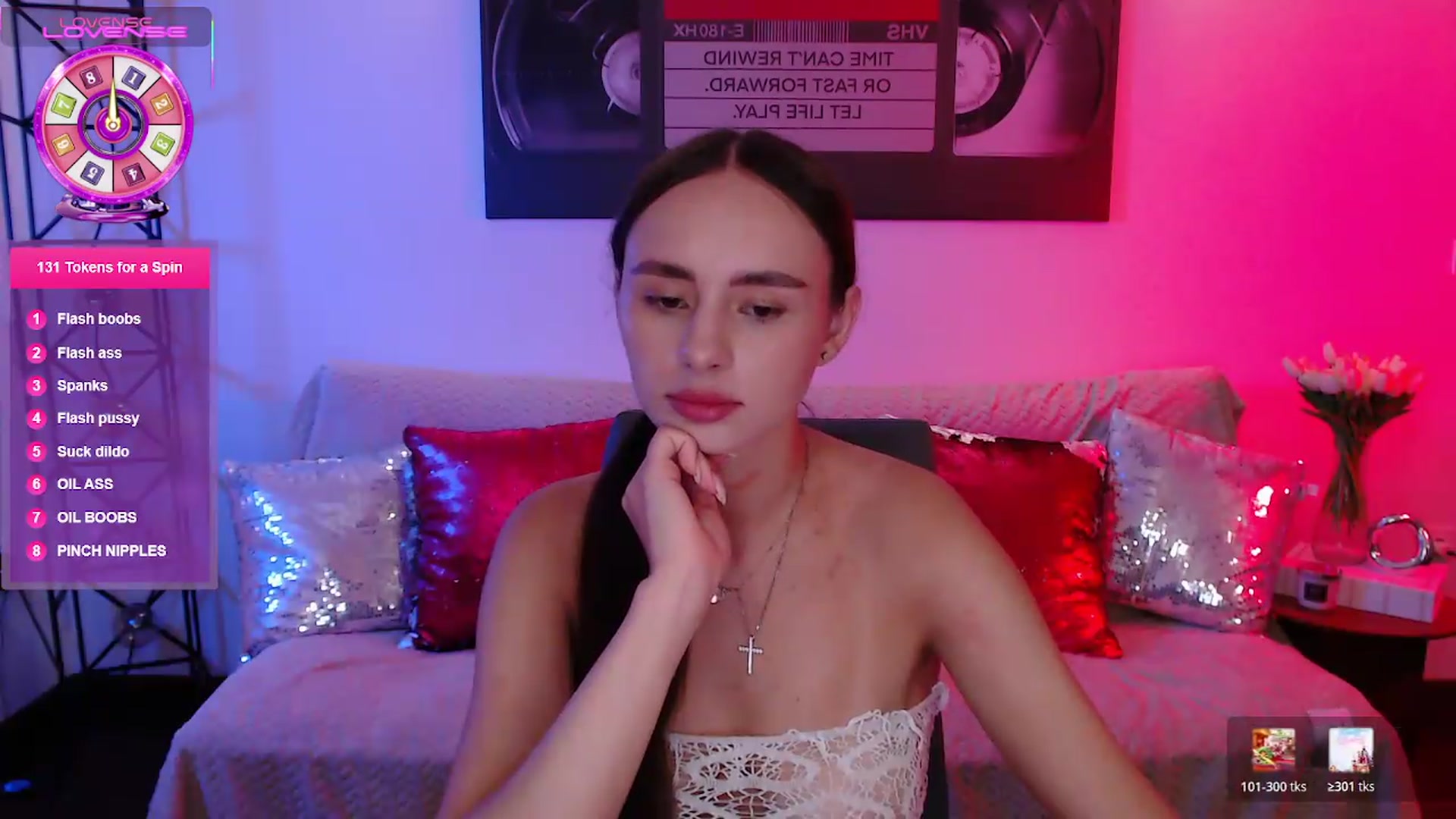 Gallery image thumbnail from Lady_Luck0's myfreecams stream on, 06/19/2026, 22:26 image 19 of 20