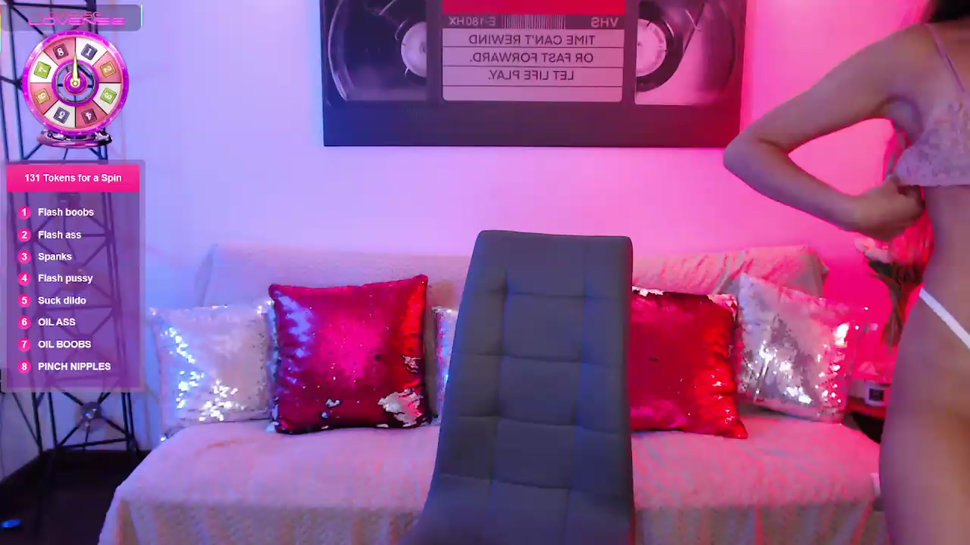 Gallery image thumbnail from Lady_Luck0's myfreecams stream on, 06/20/2026, 02:20 image 9 of 20