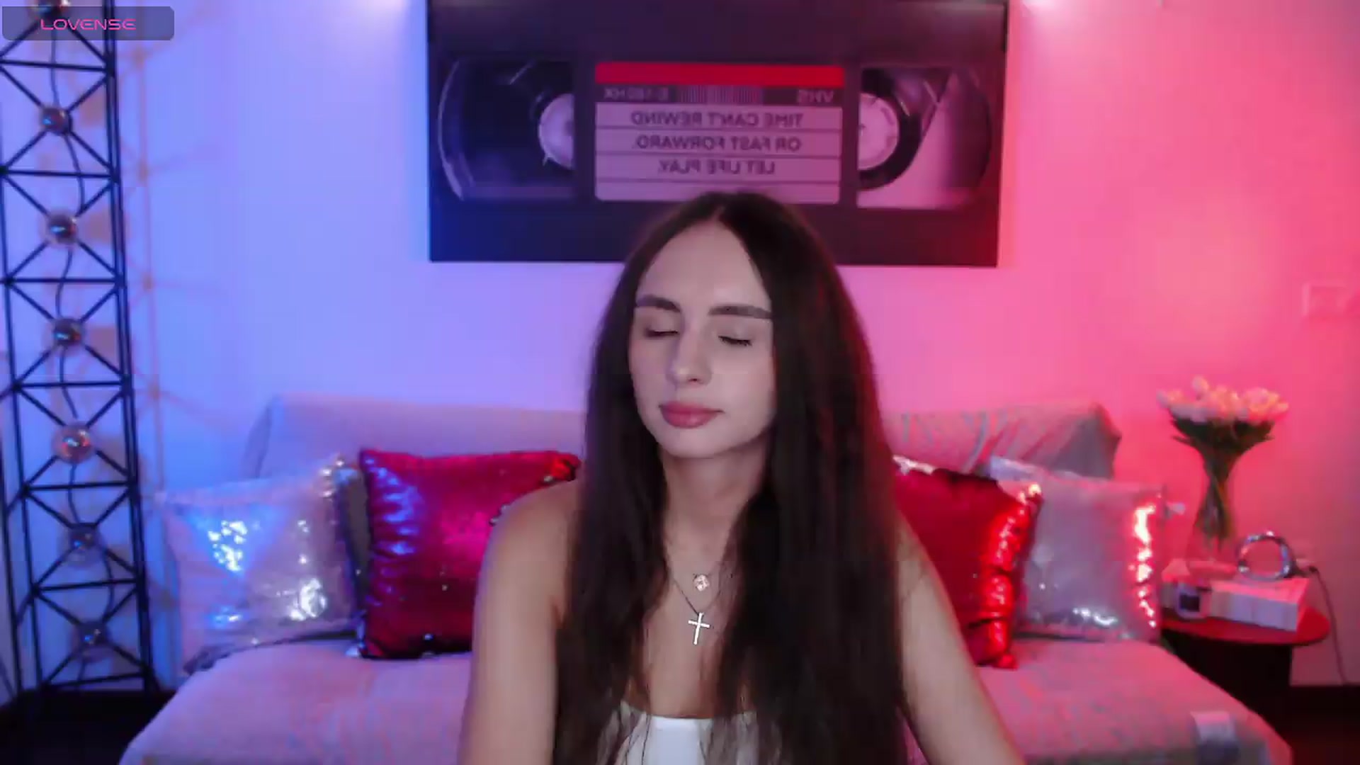 Gallery image thumbnail from Lady_Luck0's myfreecams stream on, 06/26/2026, 24:18 image 15 of 20