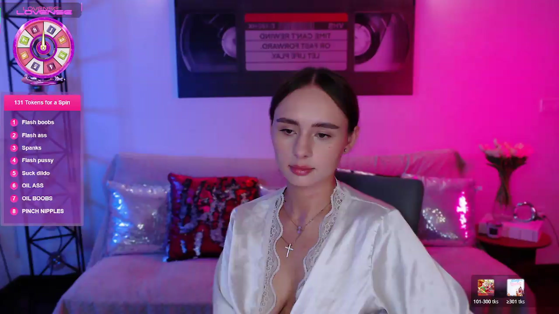 Gallery image thumbnail from Lady_Luck0's myfreecams stream on, 06/27/2026, 22:58 image 12 of 20