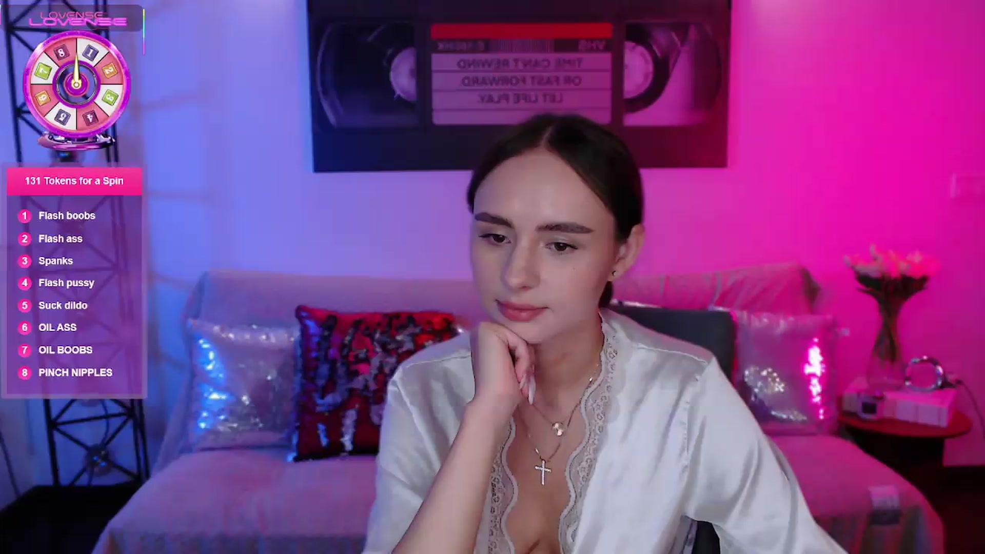 Gallery image thumbnail from Lady_Luck0's myfreecams stream on, 06/27/2026, 23:32 image 20 of 20