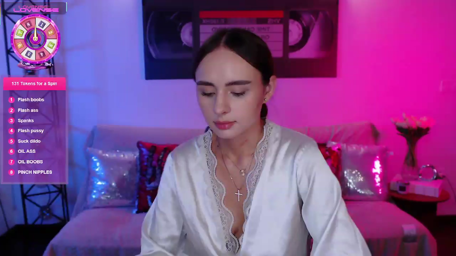 Gallery image thumbnail from Lady_Luck0's myfreecams stream on, 06/28/2026, 24:00 image 9 of 20