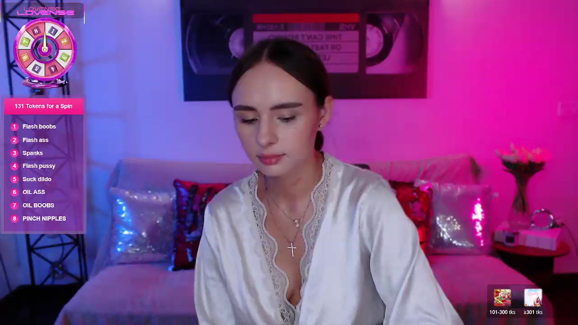 Gallery image thumbnail from Lady_Luck0's myfreecams stream on, 06/28/2026, 24:00 image 6 of 20