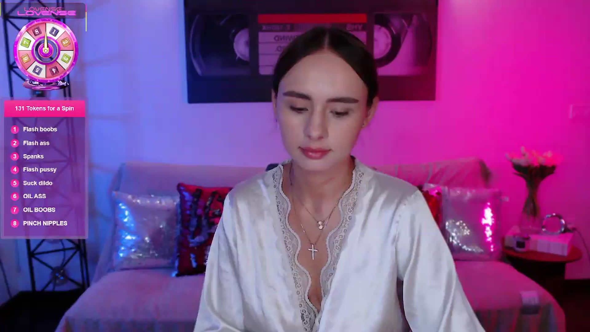 Gallery image thumbnail from Lady_Luck0's myfreecams stream on, 06/28/2026, 24:00 image 3 of 20