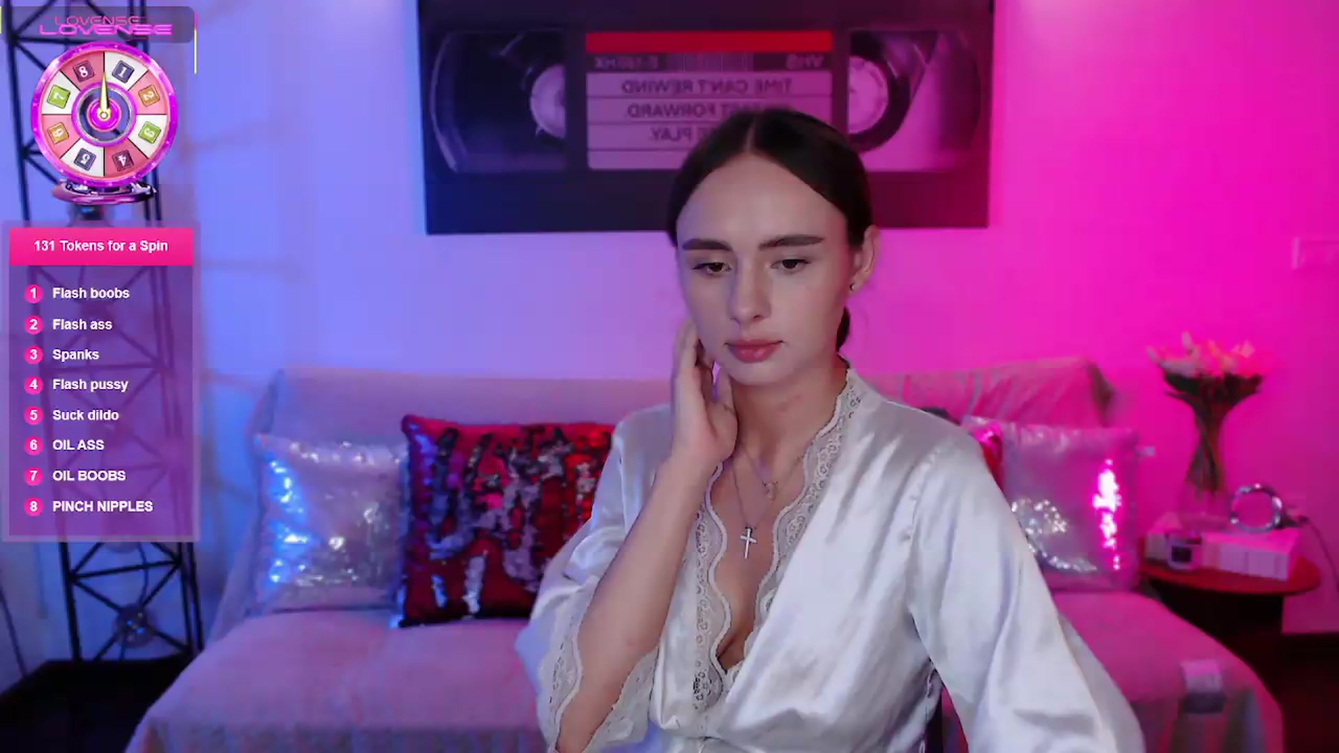 Gallery image thumbnail from Lady_Luck0's myfreecams stream on, 06/28/2026, 24:00 image 13 of 20