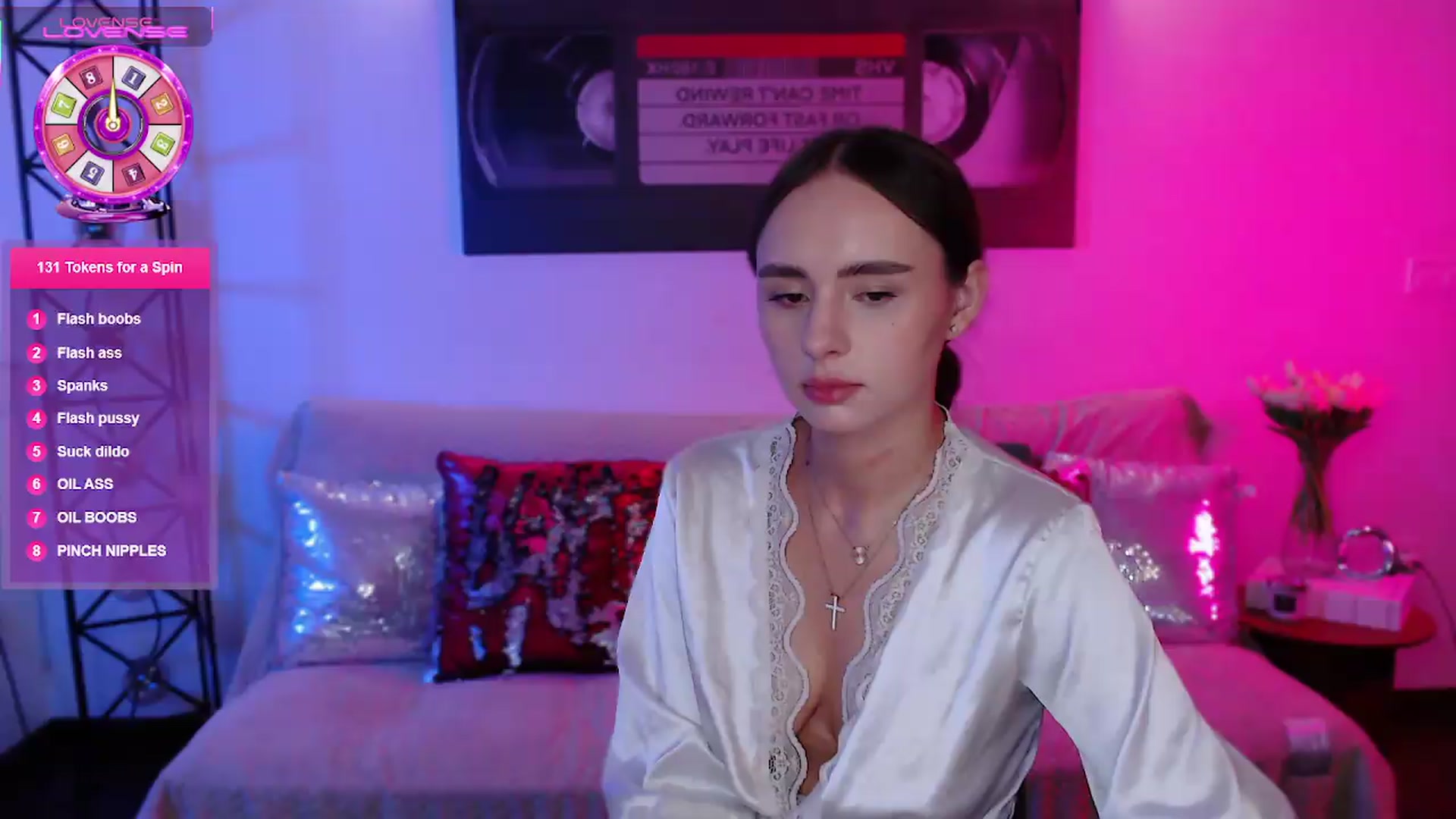Gallery image thumbnail from Lady_Luck0's myfreecams stream on, 06/28/2026, 24:00 image 16 of 20