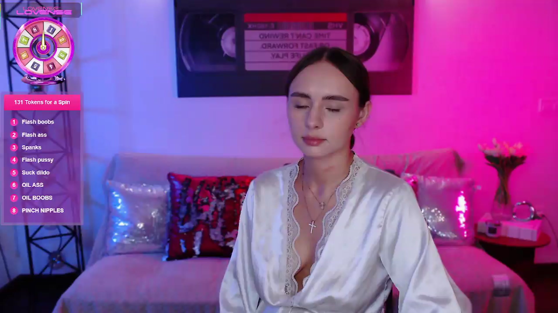 Gallery image thumbnail from Lady_Luck0's myfreecams stream on, 06/28/2026, 24:00 image 15 of 20