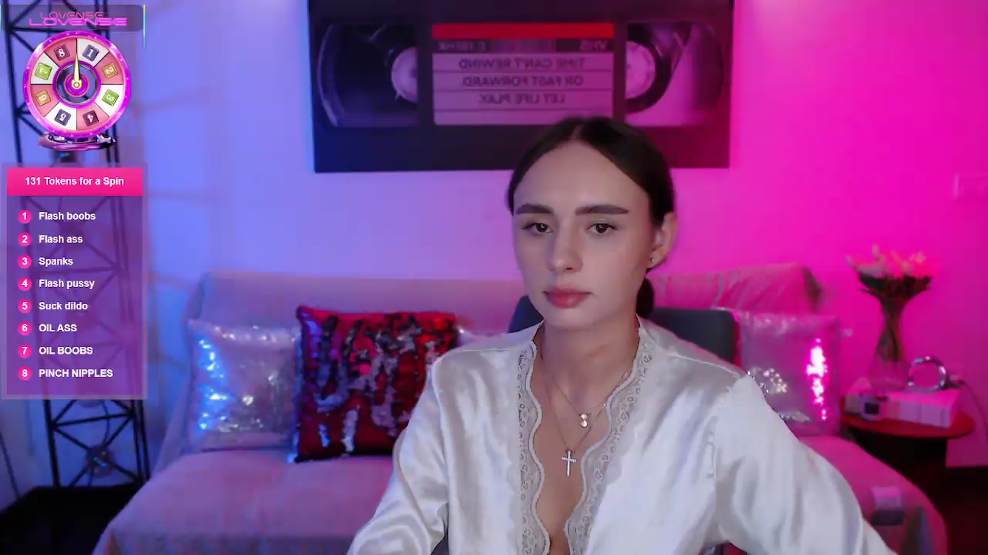 Gallery image thumbnail from Lady_Luck0's myfreecams stream on, 06/28/2026, 24:34 image 12 of 20