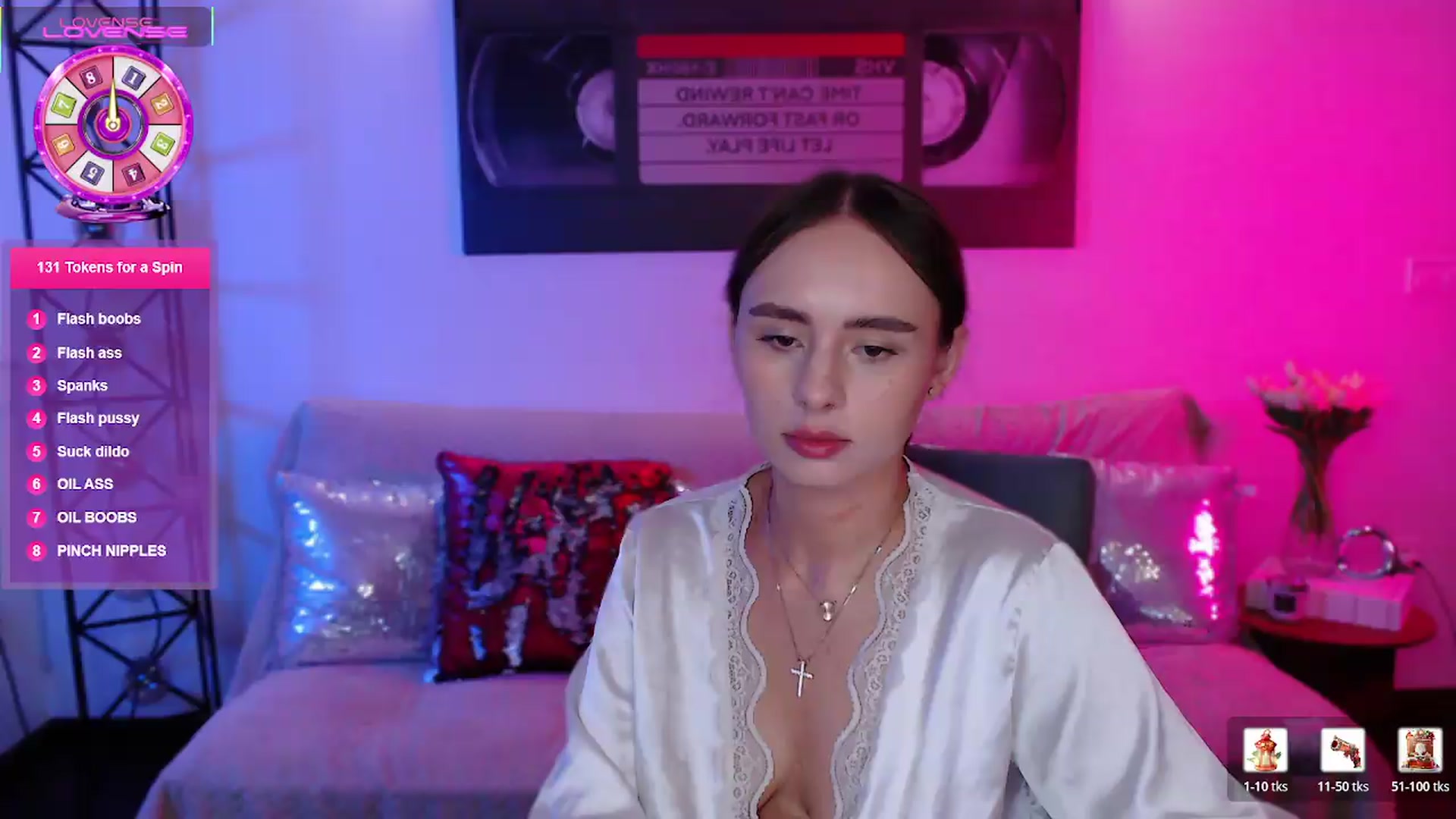 Gallery image thumbnail from Lady_Luck0's myfreecams stream on, 06/28/2026, 24:34 image 3 of 20
