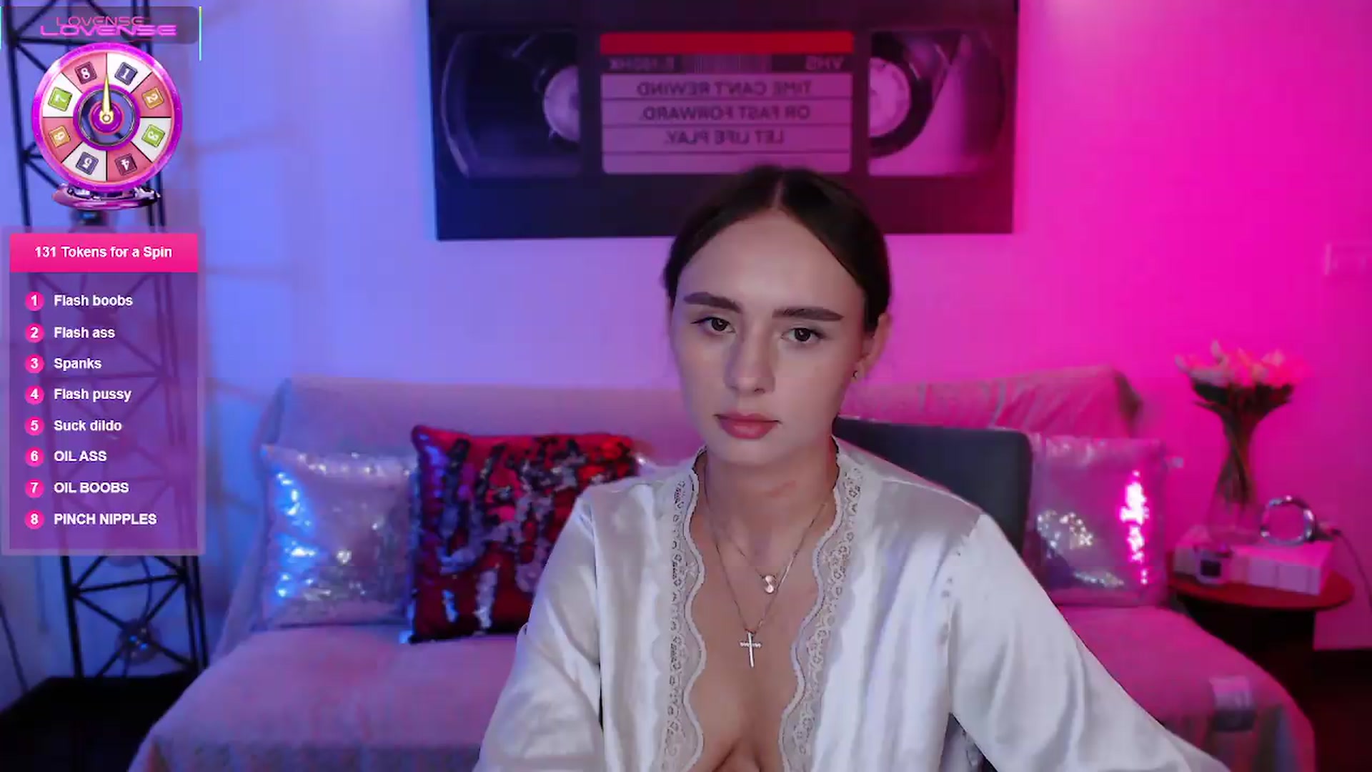 Gallery image thumbnail from Lady_Luck0's myfreecams stream on, 06/28/2026, 24:34 image 4 of 20