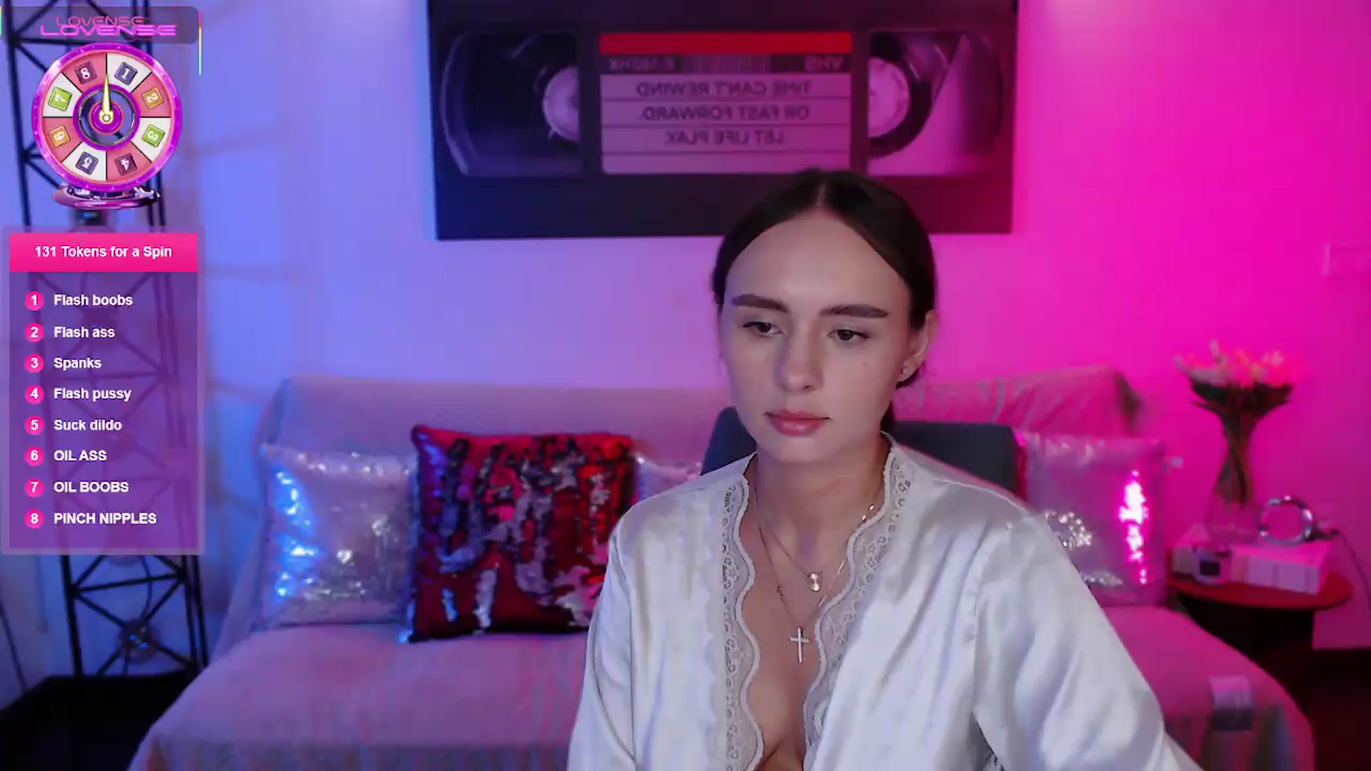 Gallery image thumbnail from Lady_Luck0's myfreecams stream on, 06/28/2026, 02:13 image 17 of 20