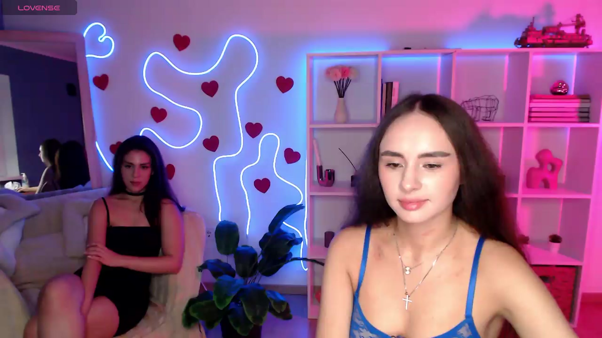 Gallery image thumbnail from Lady_Luck0's myfreecams stream on, 07/08/2026, 01:10 image 1 of 20