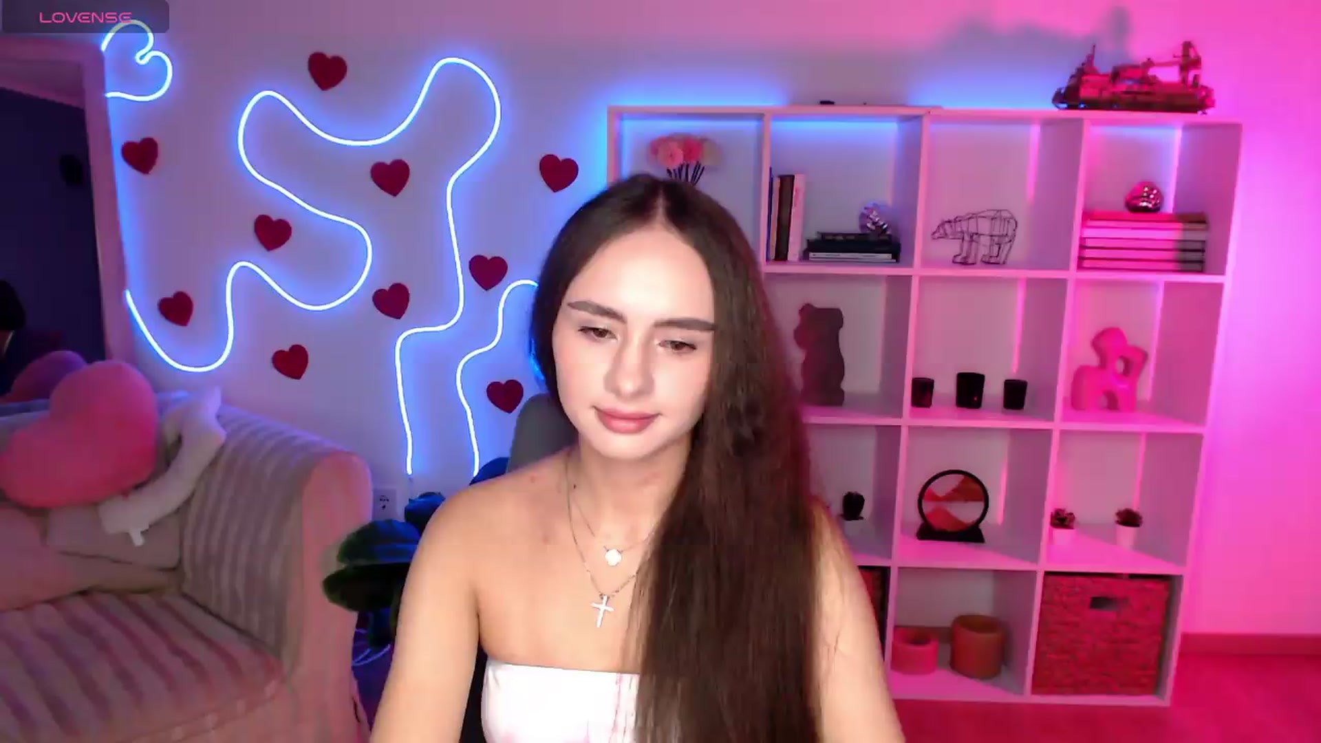 Gallery image thumbnail from Lady_Luck0's myfreecams stream on, 07/09/2026, 20:55 image 15 of 20