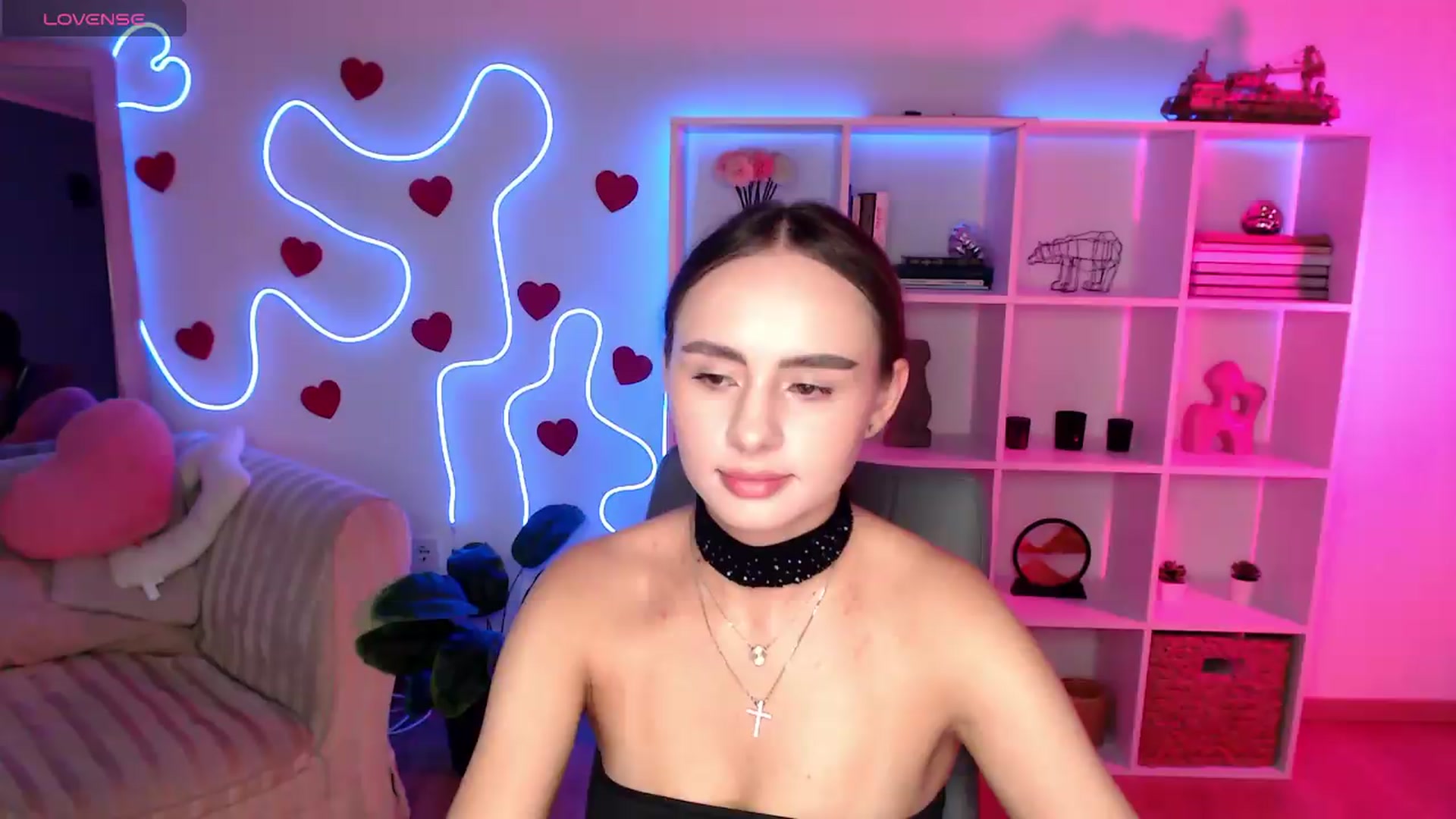 Gallery image thumbnail from Lady_Luck0's myfreecams stream on, 07/10/2026, 24:28 image 17 of 20