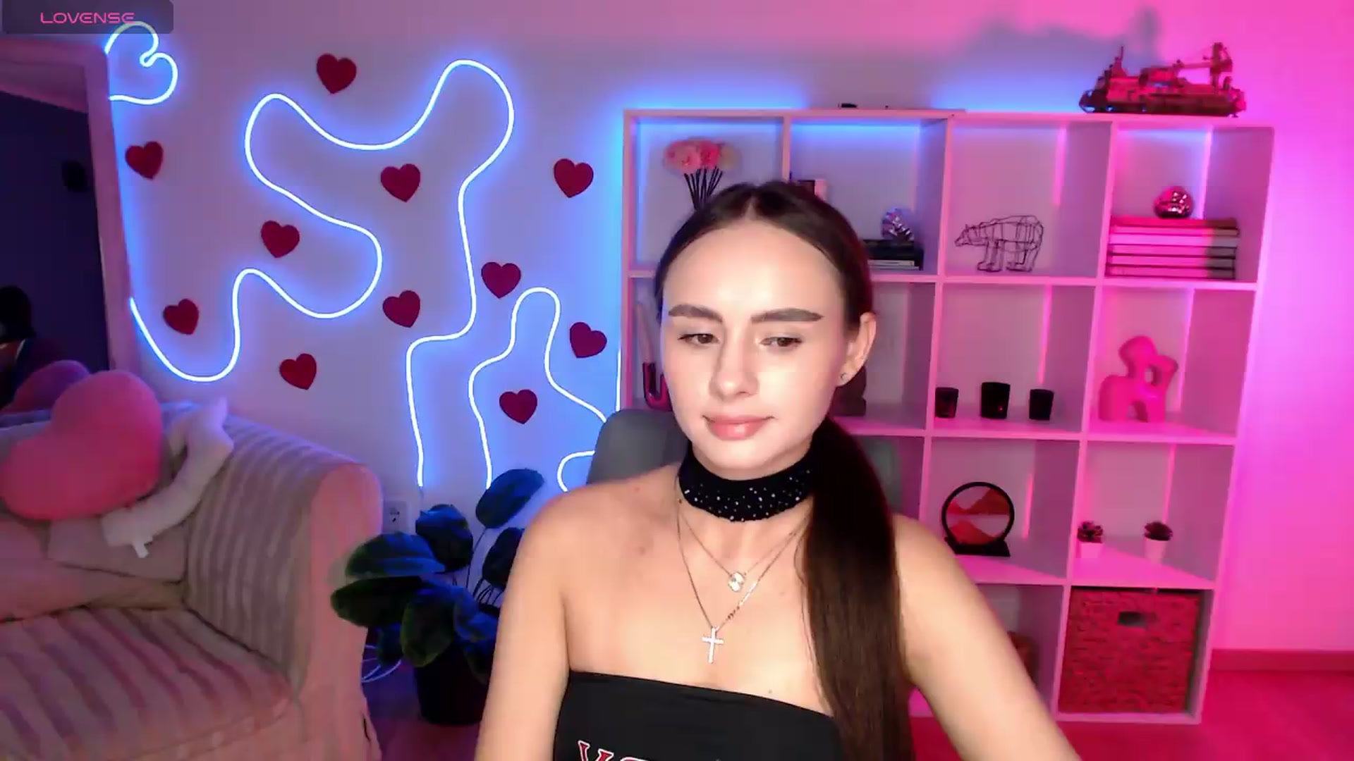 Gallery image thumbnail from Lady_Luck0's myfreecams stream on, 07/10/2026, 01:38 image 17 of 20